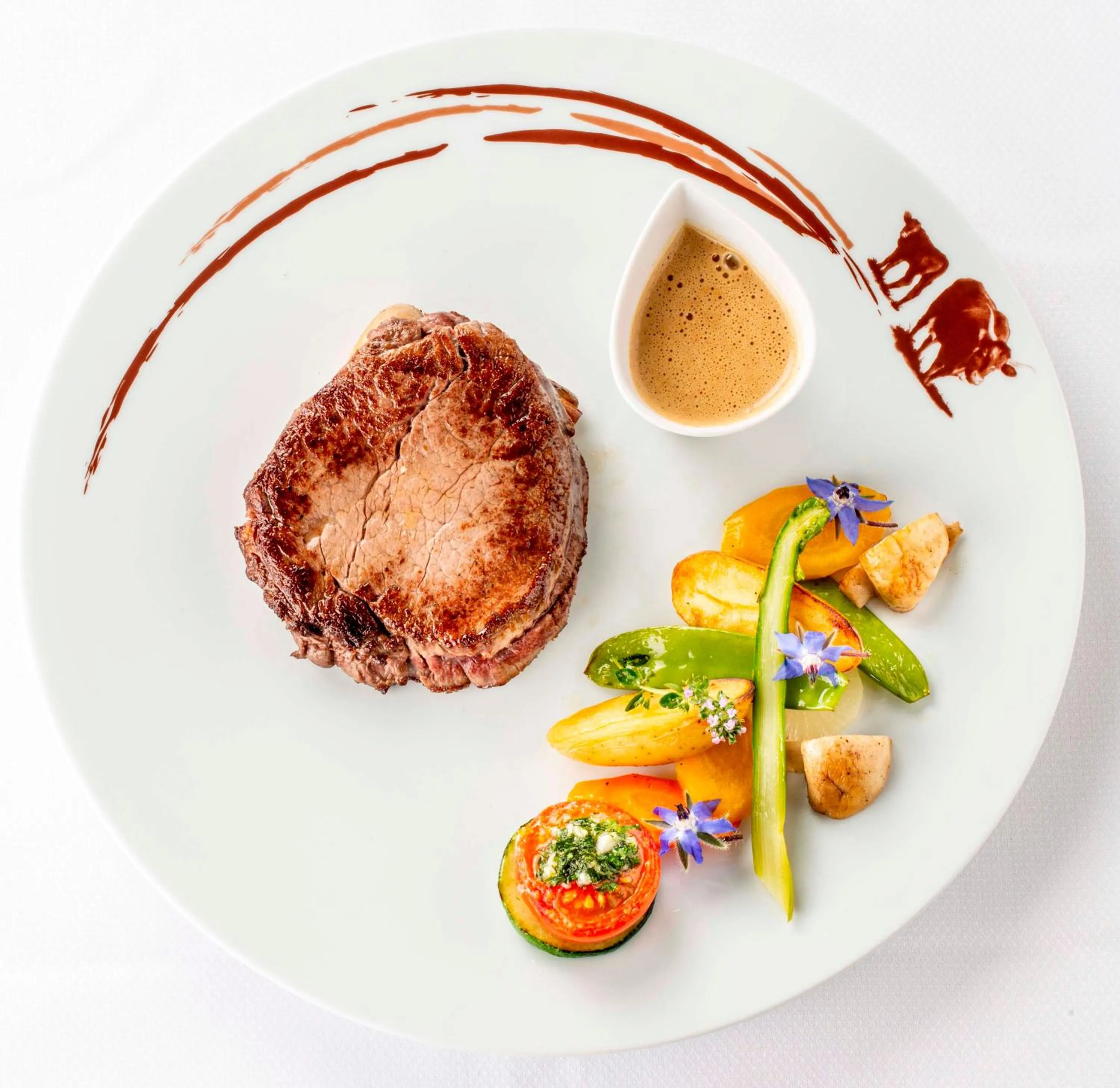 Food and drinks in Le Bailliage Hôtel & Spa