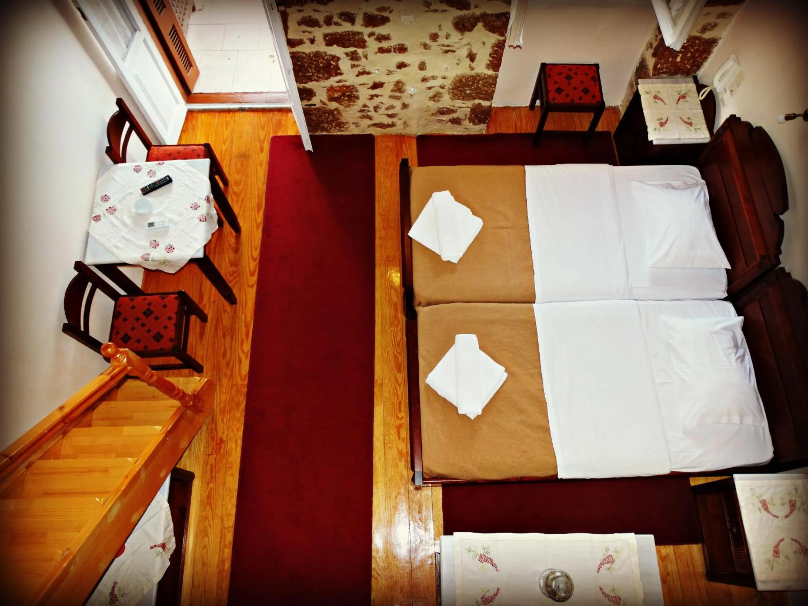 Bed in Akrotainaritis