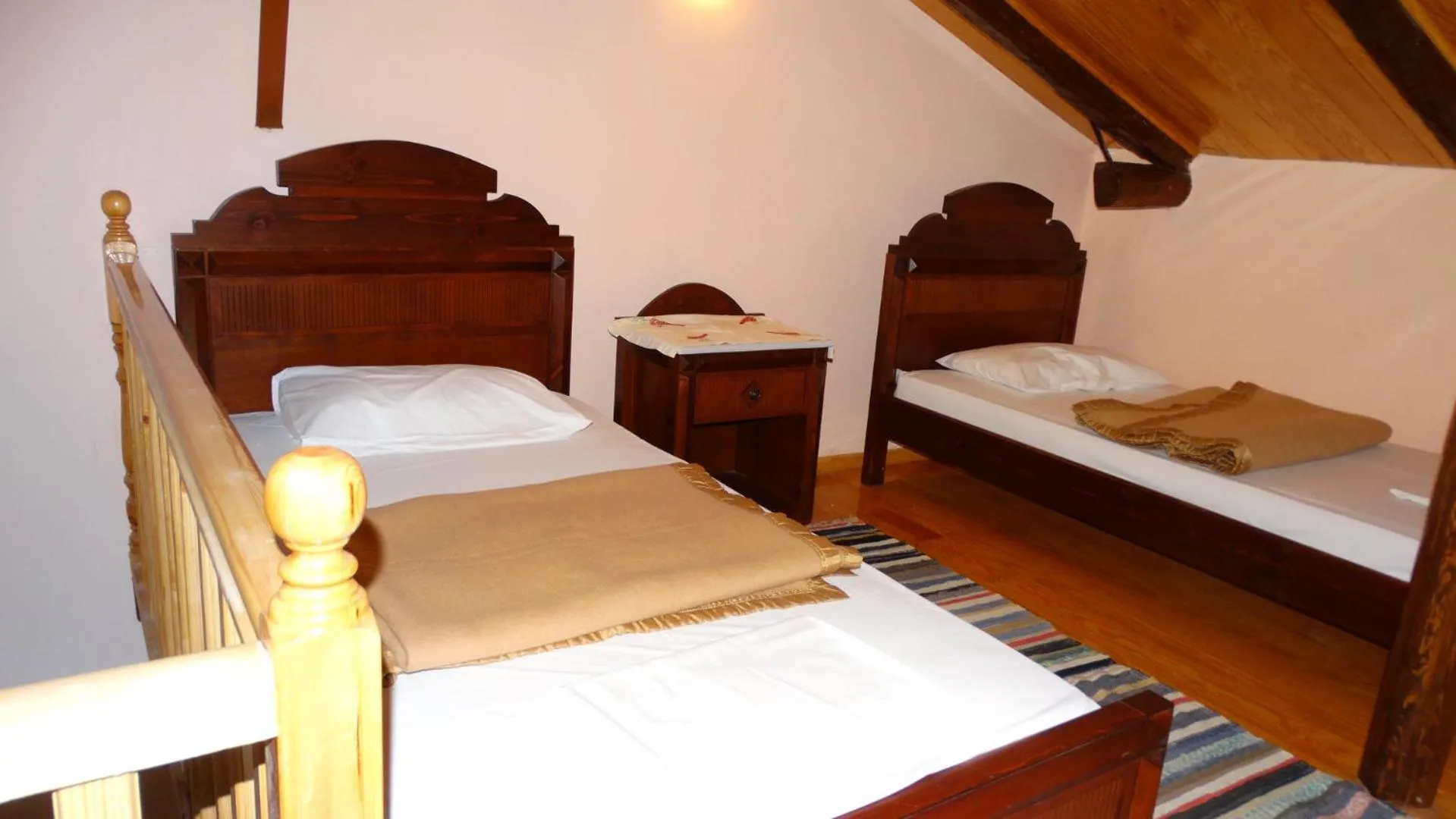 Bed in Akrotainaritis