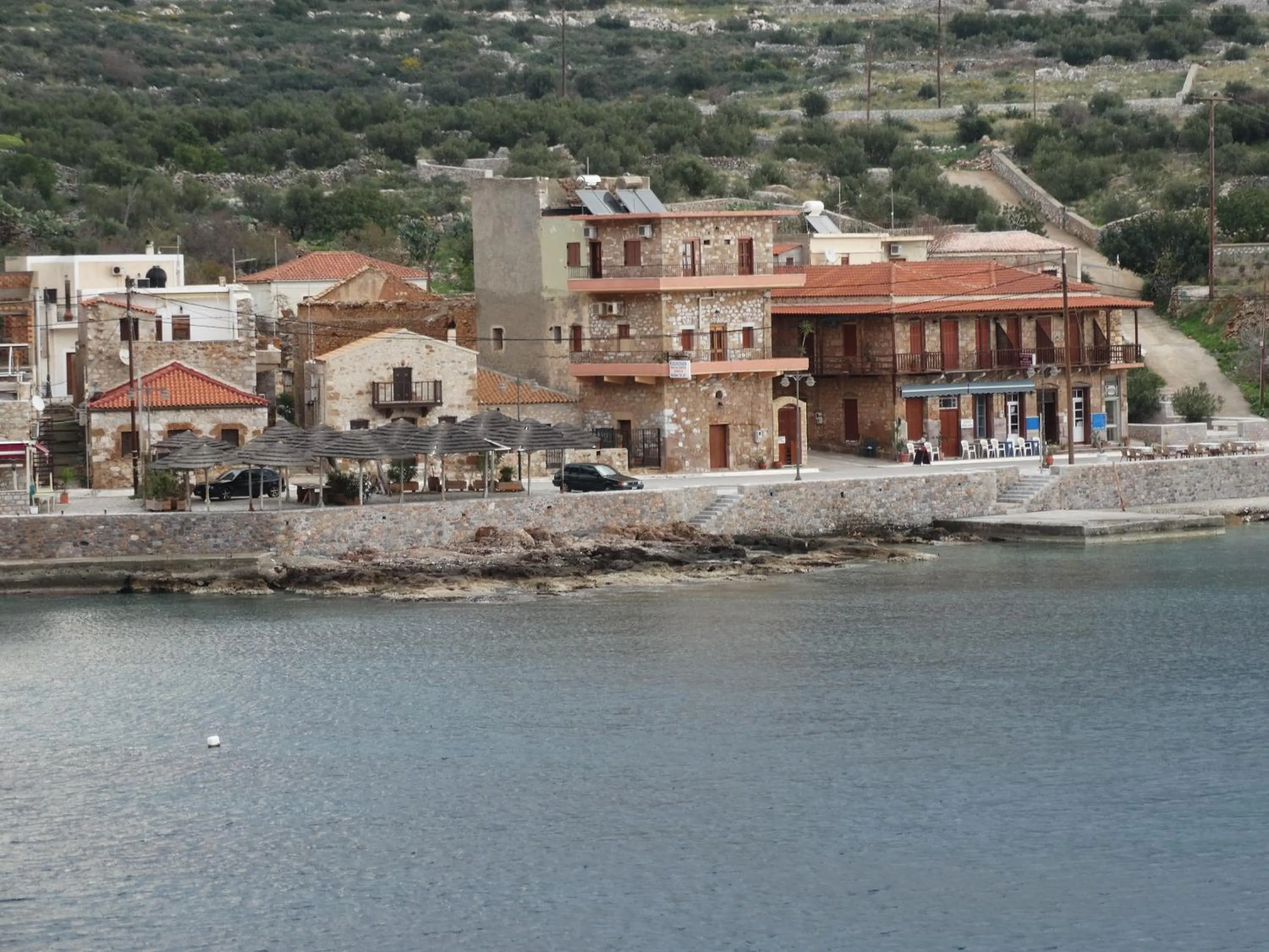 Property building in Akrotainaritis