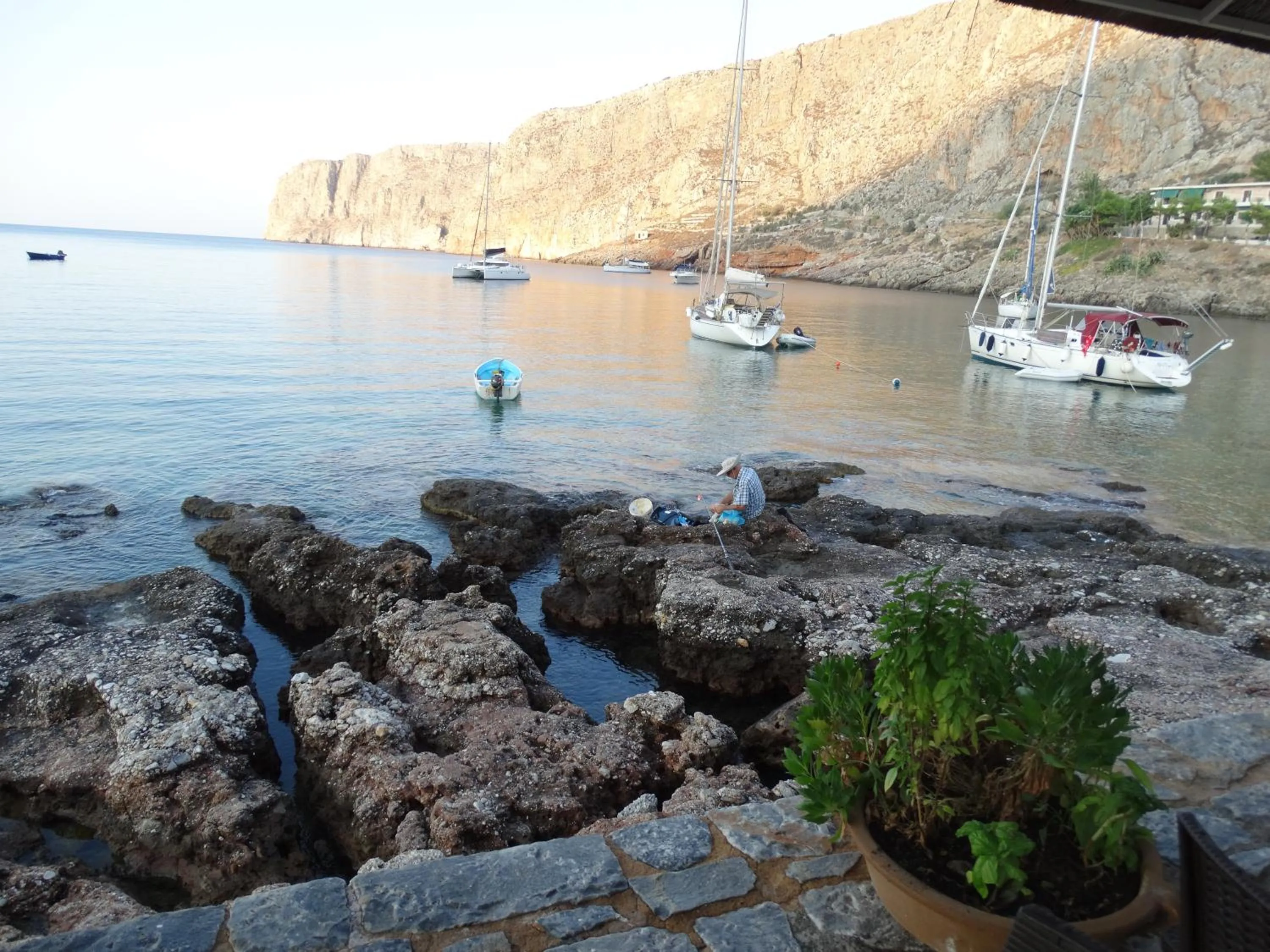 Day in Akrotainaritis
