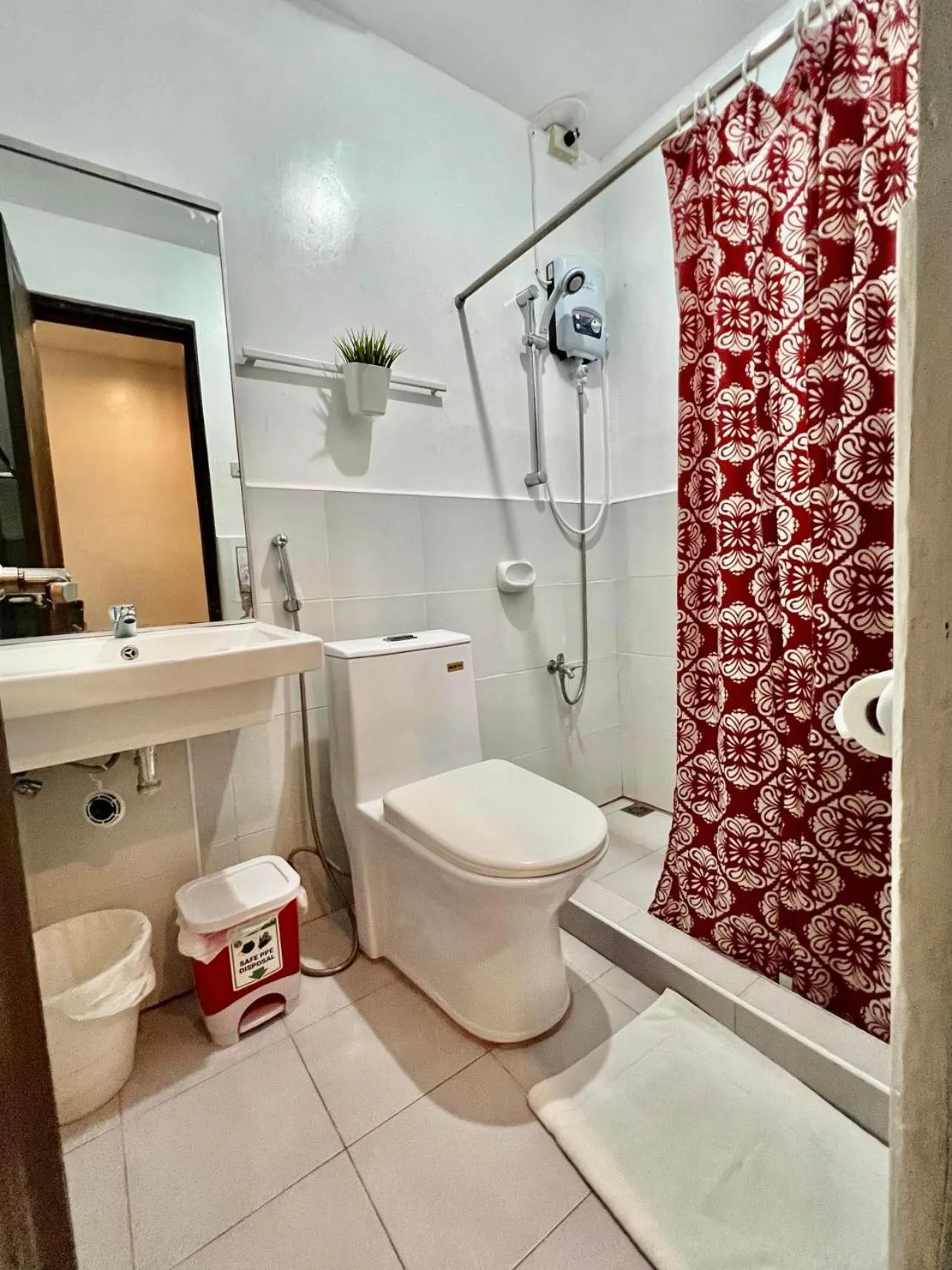 Bathroom in Batis ni Juan Leisureland