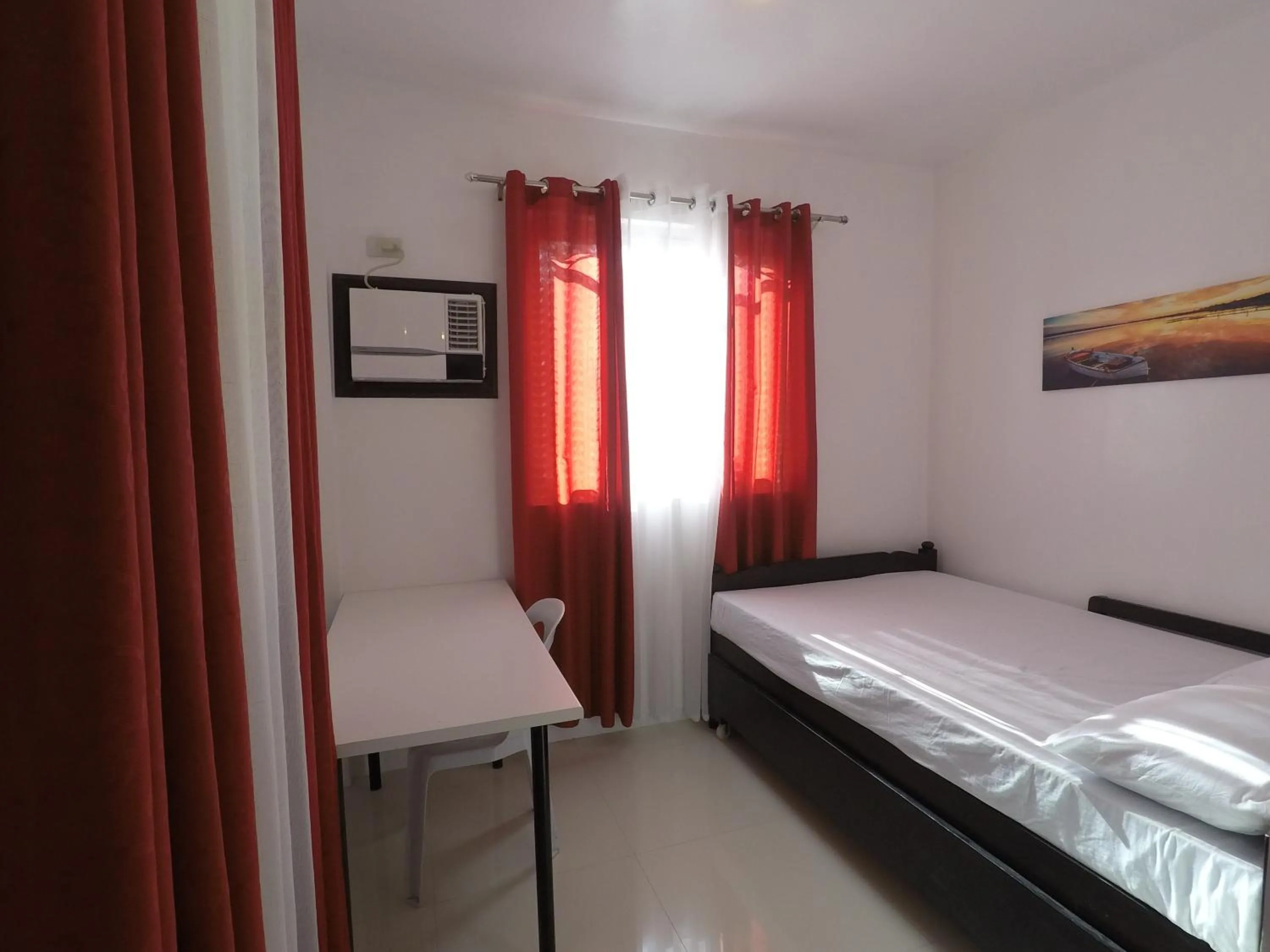 Bedroom, Bed in Batis ni Juan Leisureland