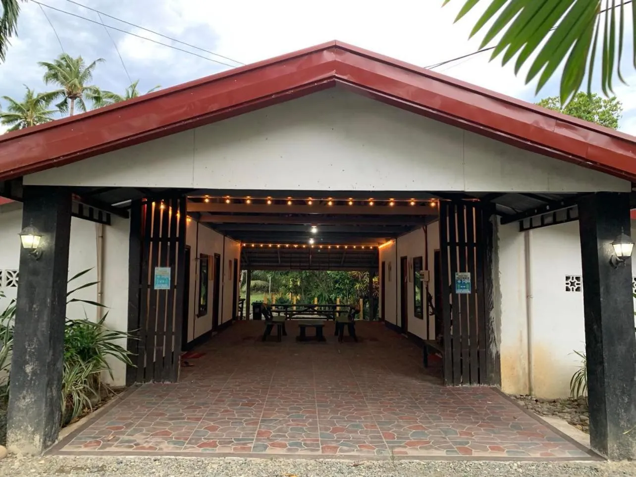 Communal lounge/ TV room in Batis ni Juan Leisureland