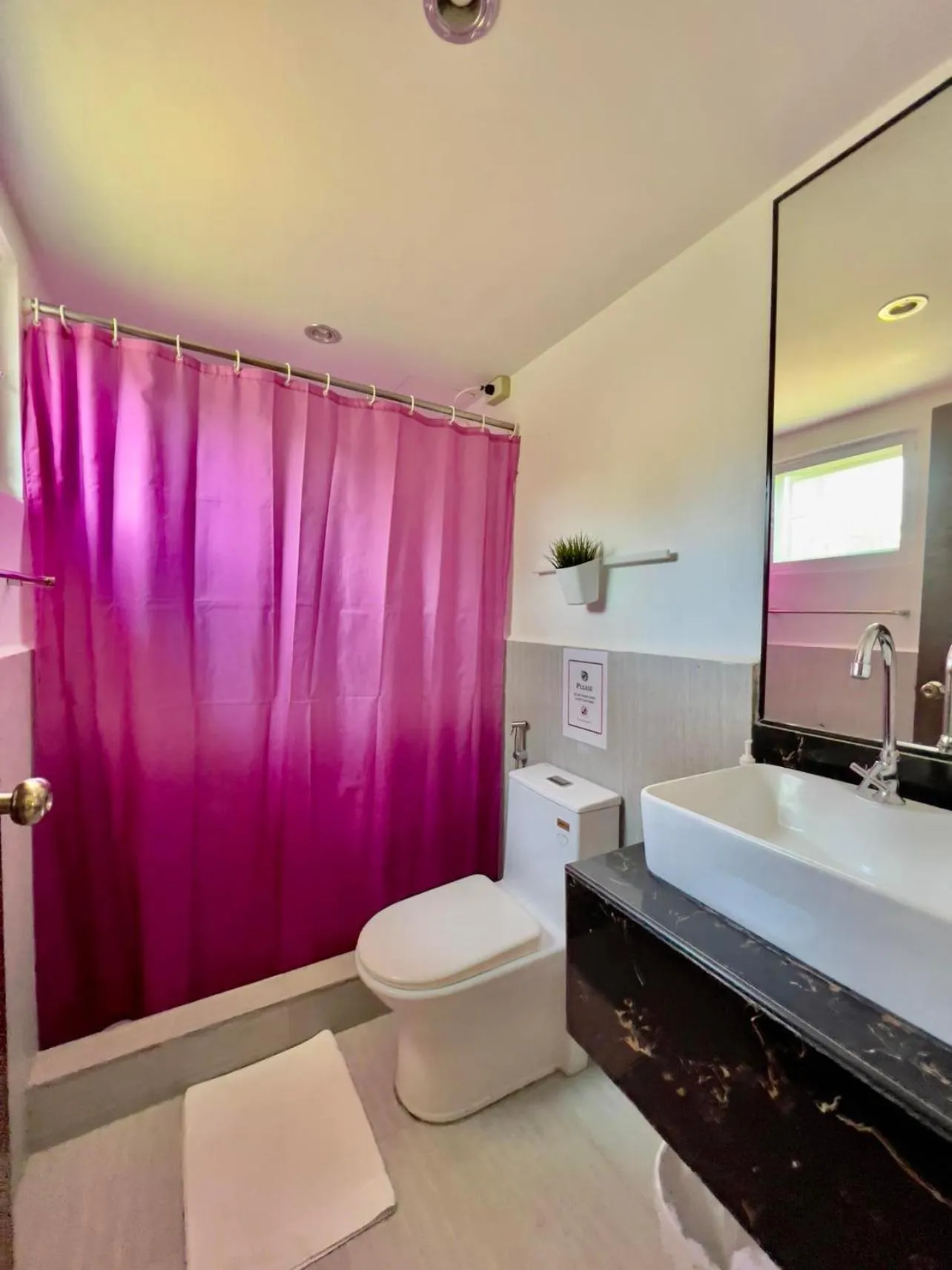 Bathroom in Batis ni Juan Leisureland