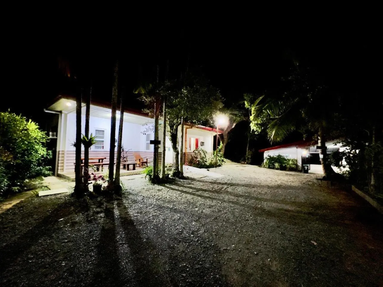 Night in Batis ni Juan Leisureland