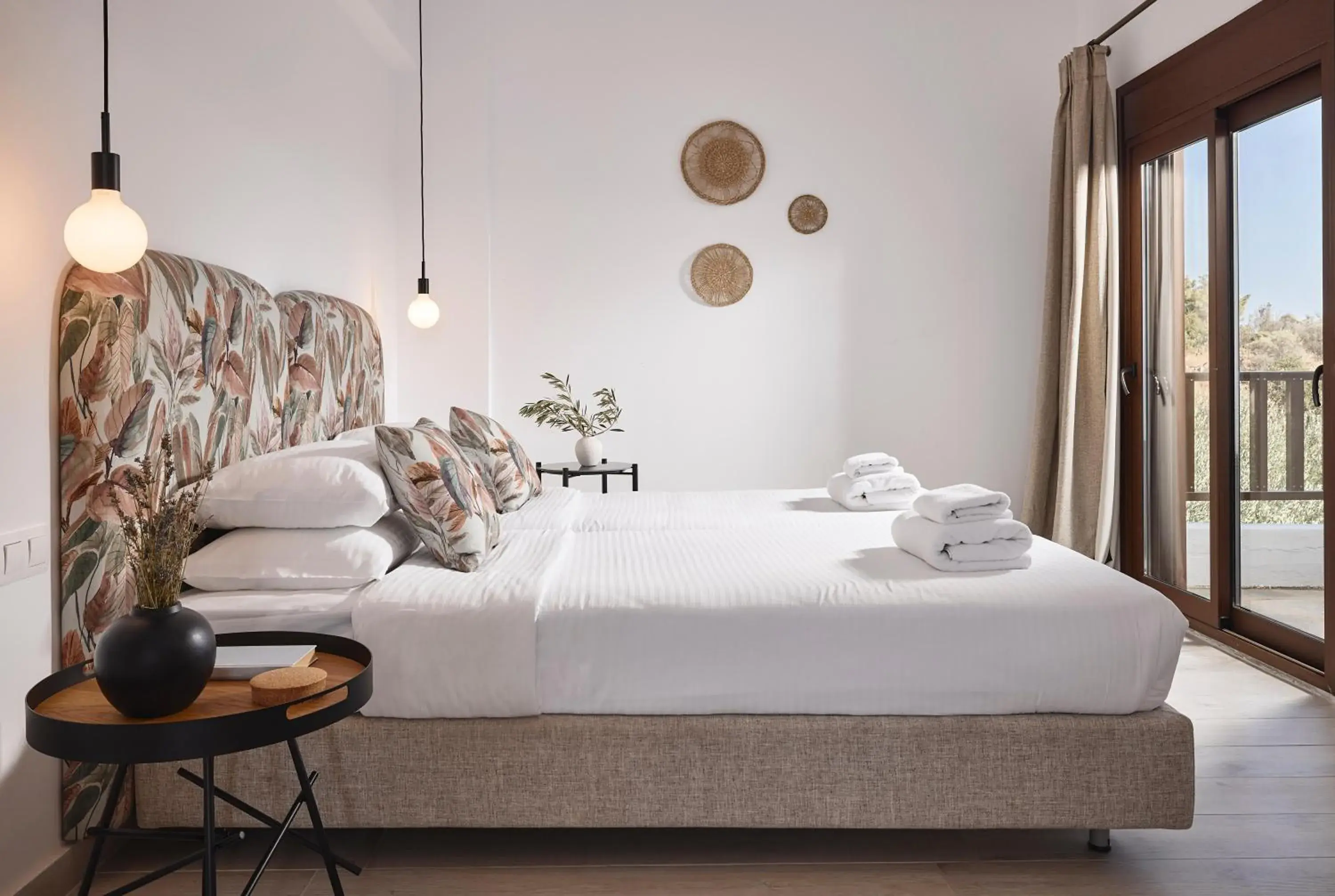 Bathroom, Bed in Glavas Inn Hotel Bathroom, Bed in Glavas Inn Hotel