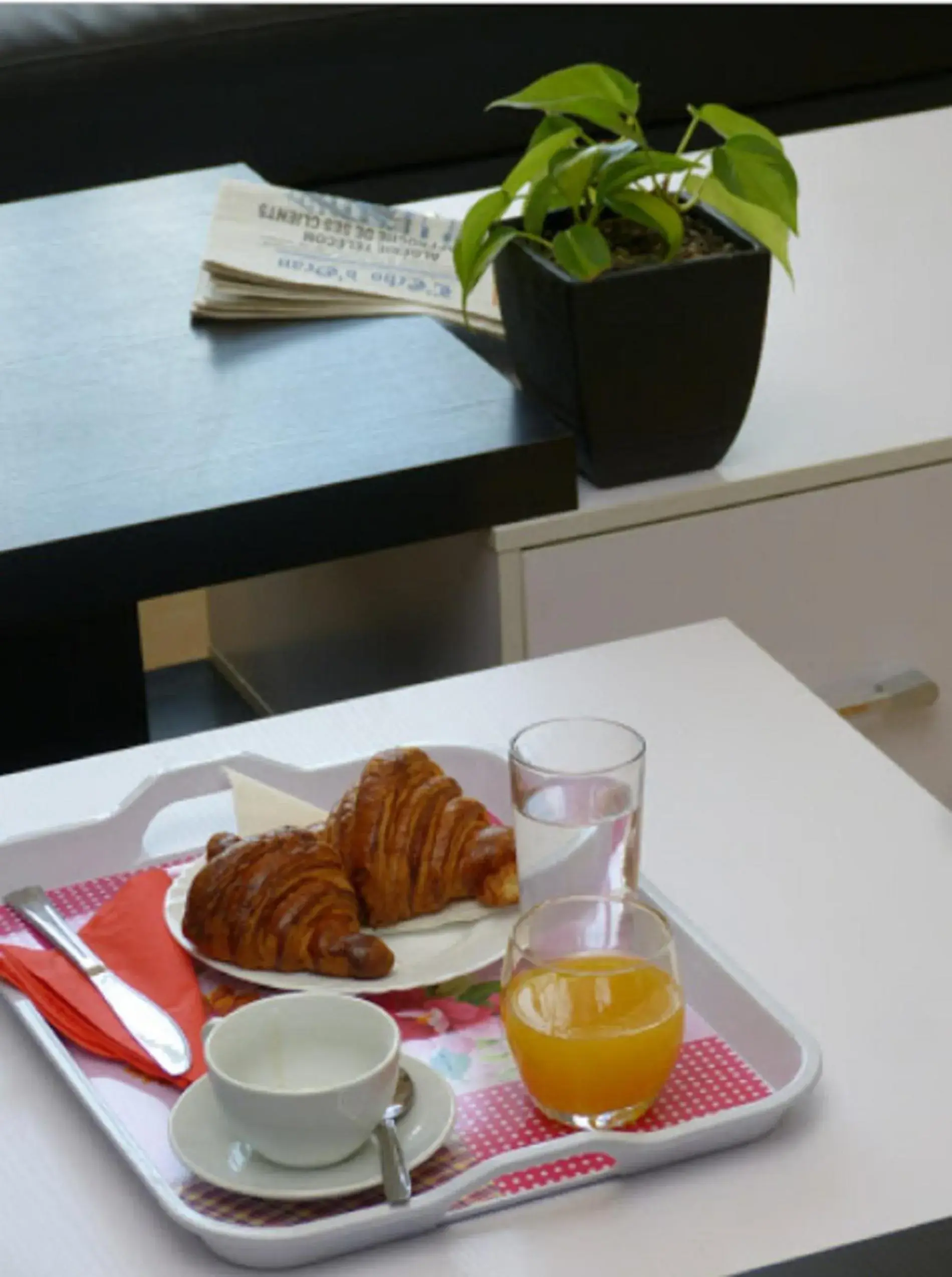 Lunch in MARAVAL Lunch in MARAVAL