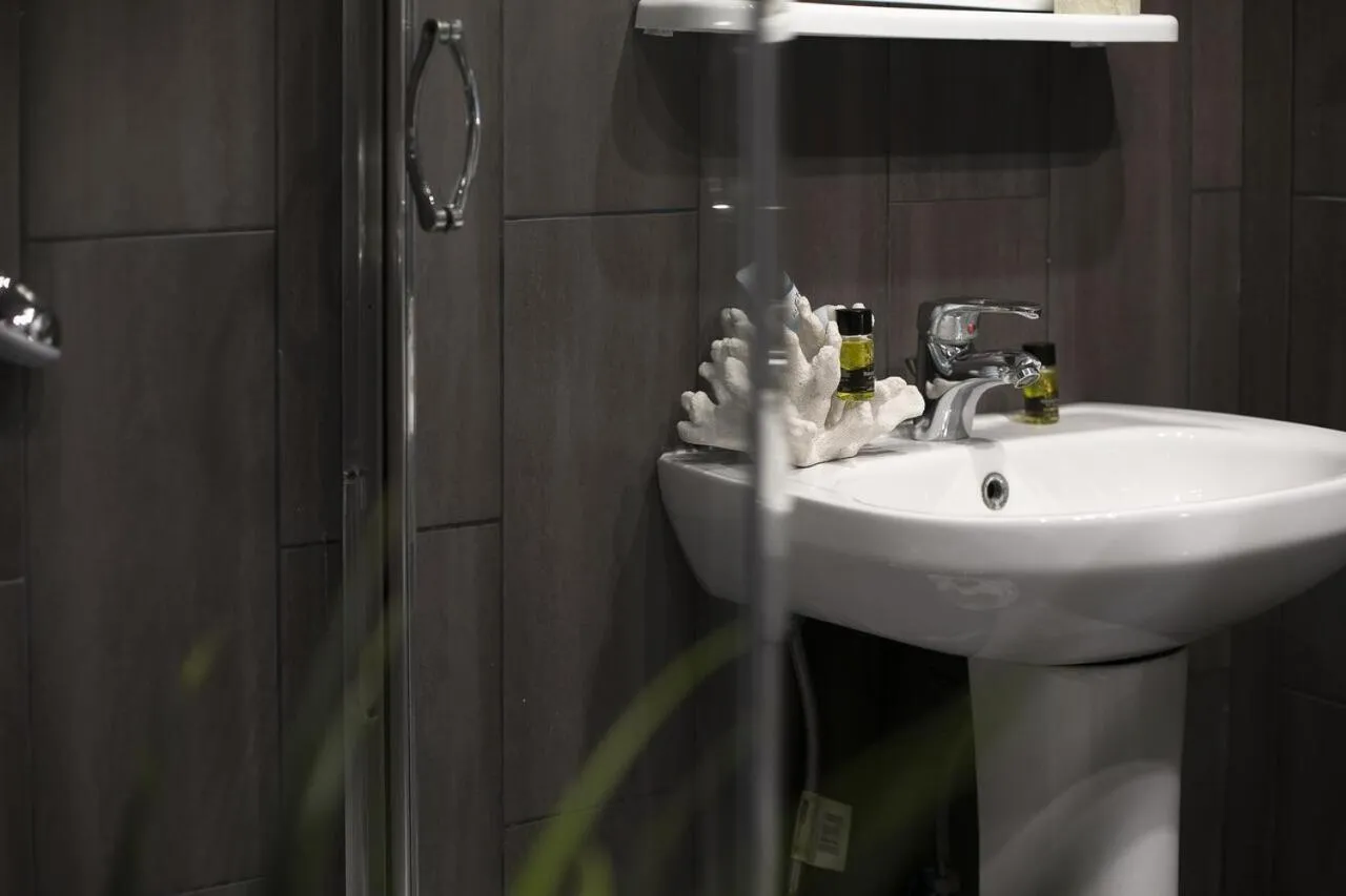 Bathroom in Nimfi Hotel, Skiathos