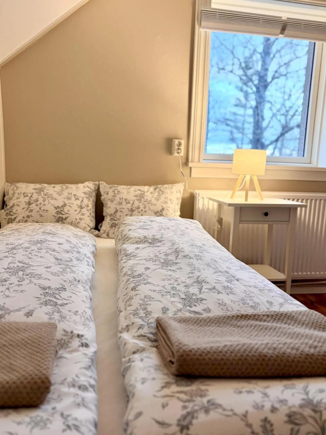 Bed in Eldstó Art Café Guesthouse