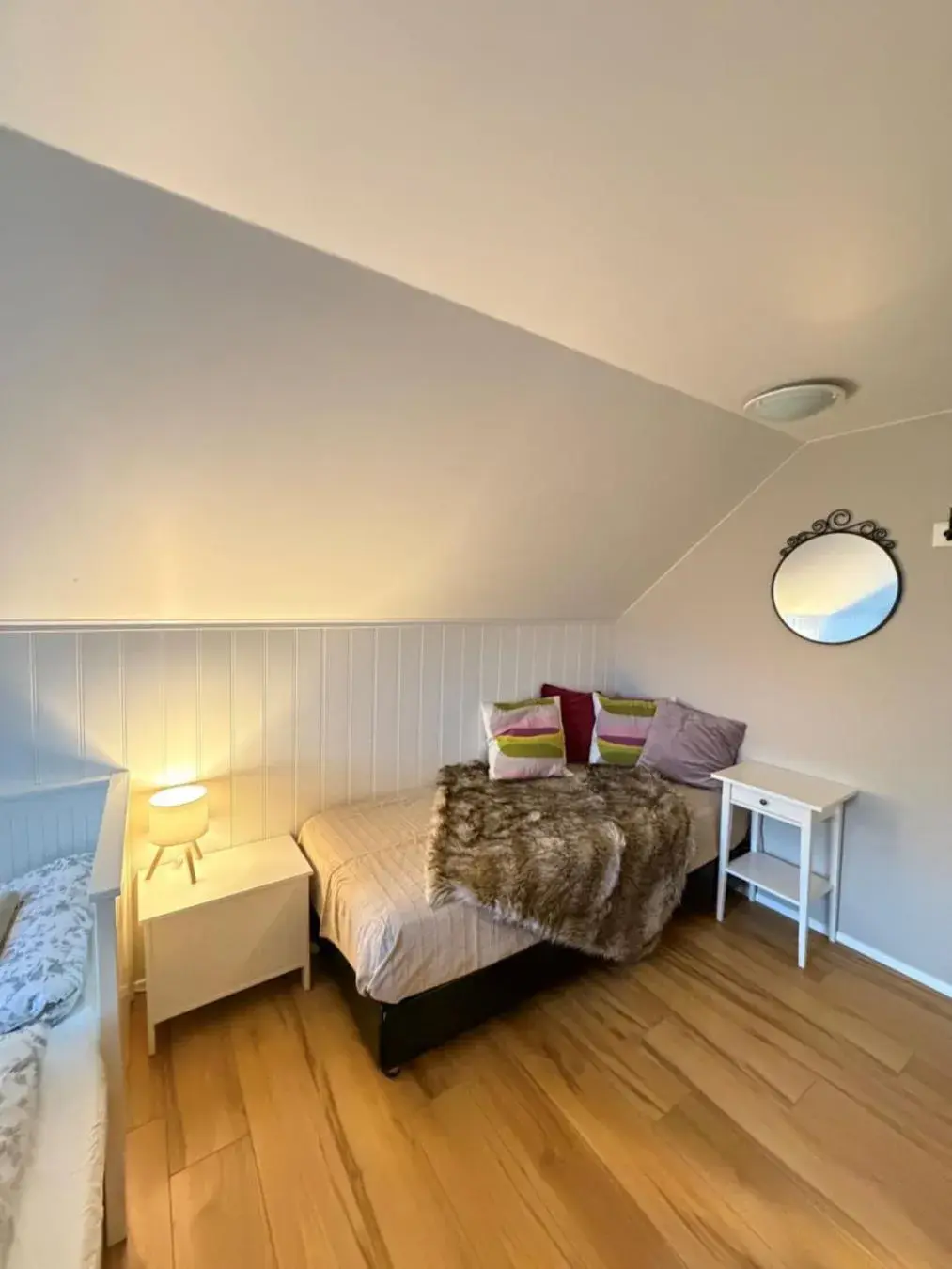 Classic Triple Room in Eldstó Art Café Guesthouse Classic Triple Room in Eldstó Art Café Guesthouse