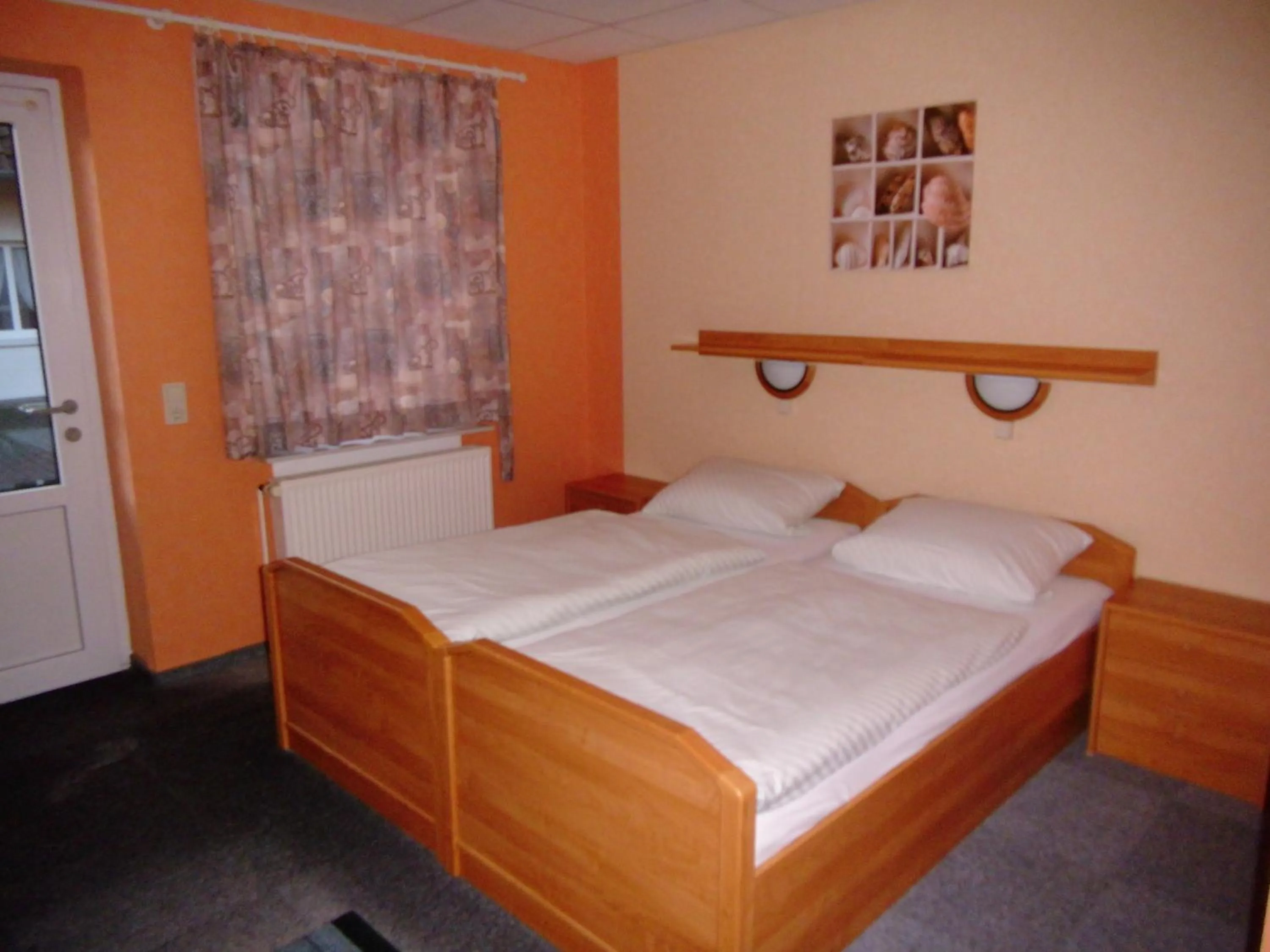 Bed in Hotel-Garni "Hof von Hannover"