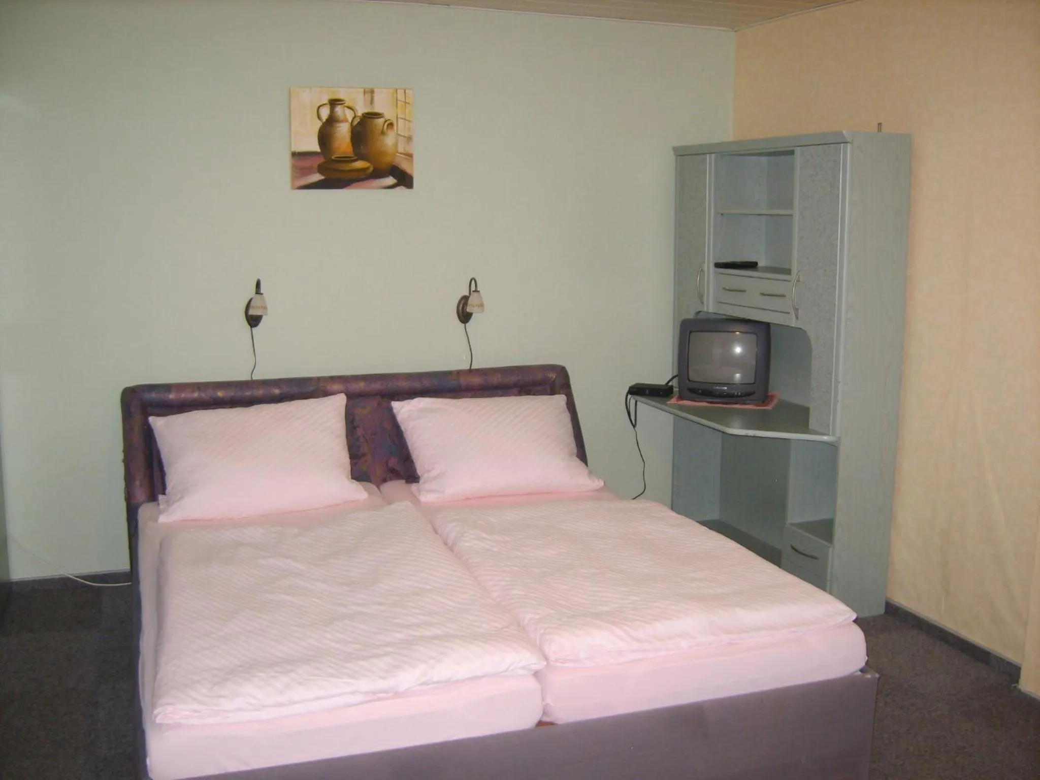 Bed in Hotel-Garni "Hof von Hannover"