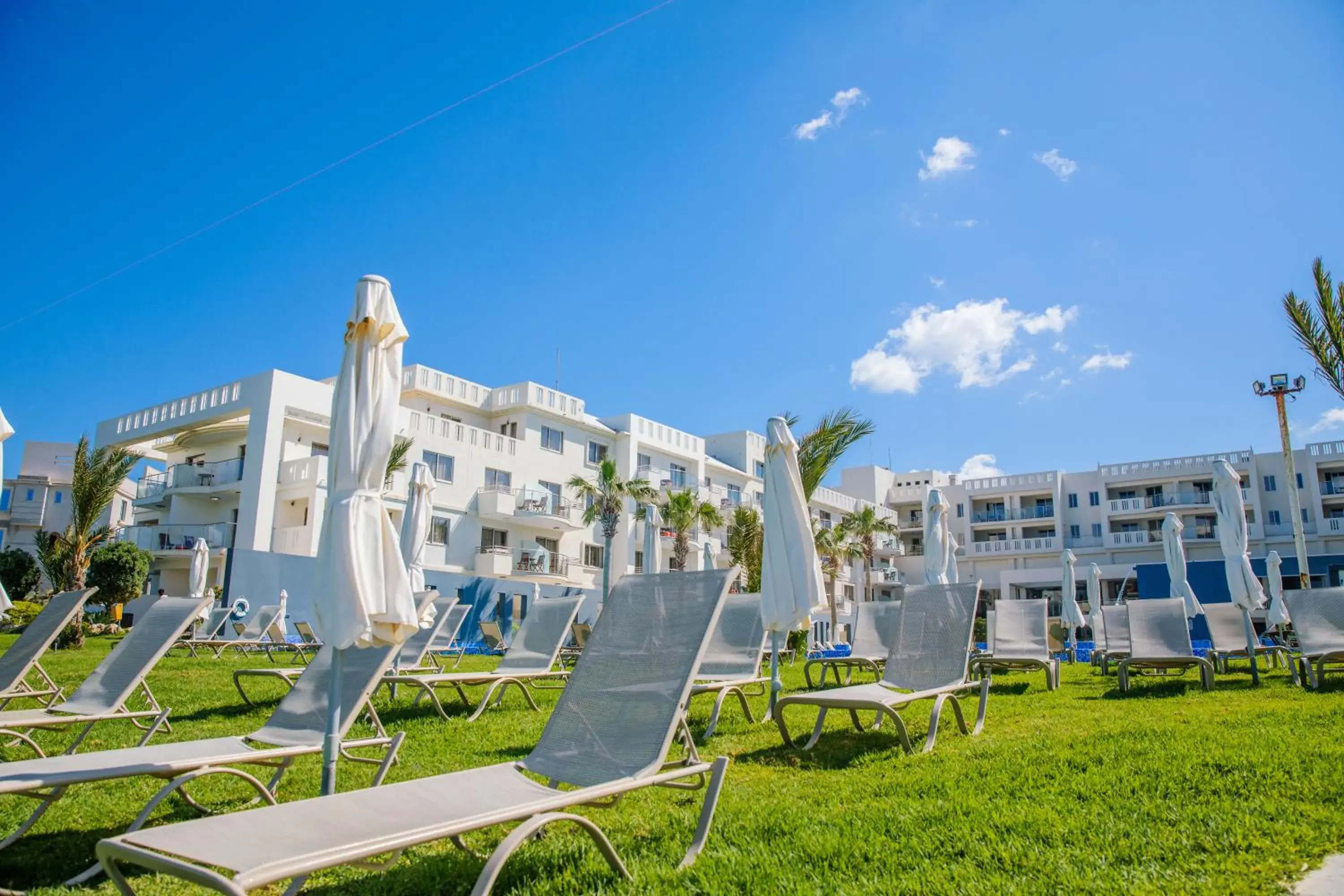 Property building in Blue Lagoon Kosher Hotel (by Capital Coast Resort & Spa) Property building in Blue Lagoon Kosher Hotel (by Capital Coast Resort & Spa)