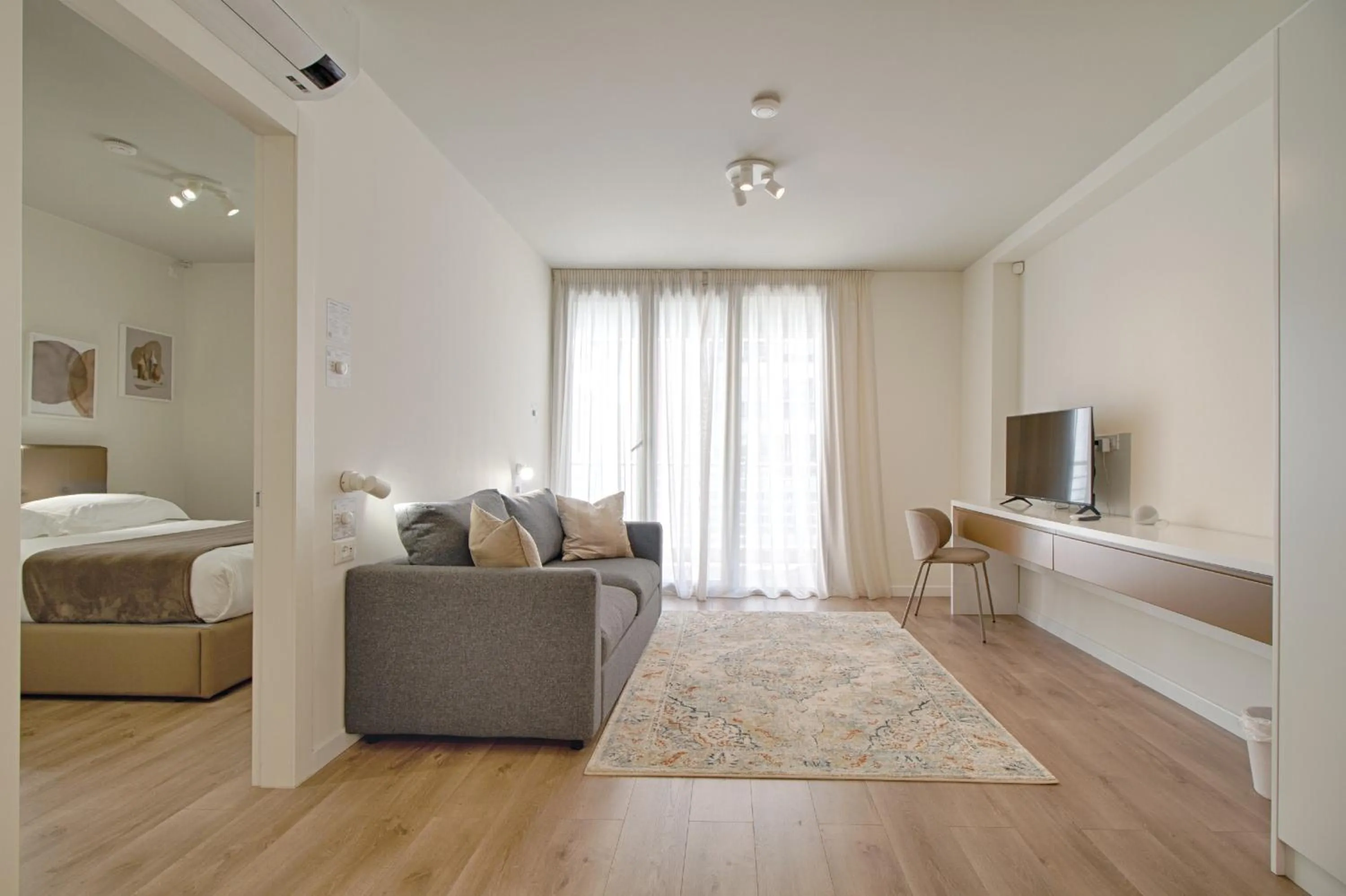 Bed in THE ROOMS - Serviced Apartments Tirana