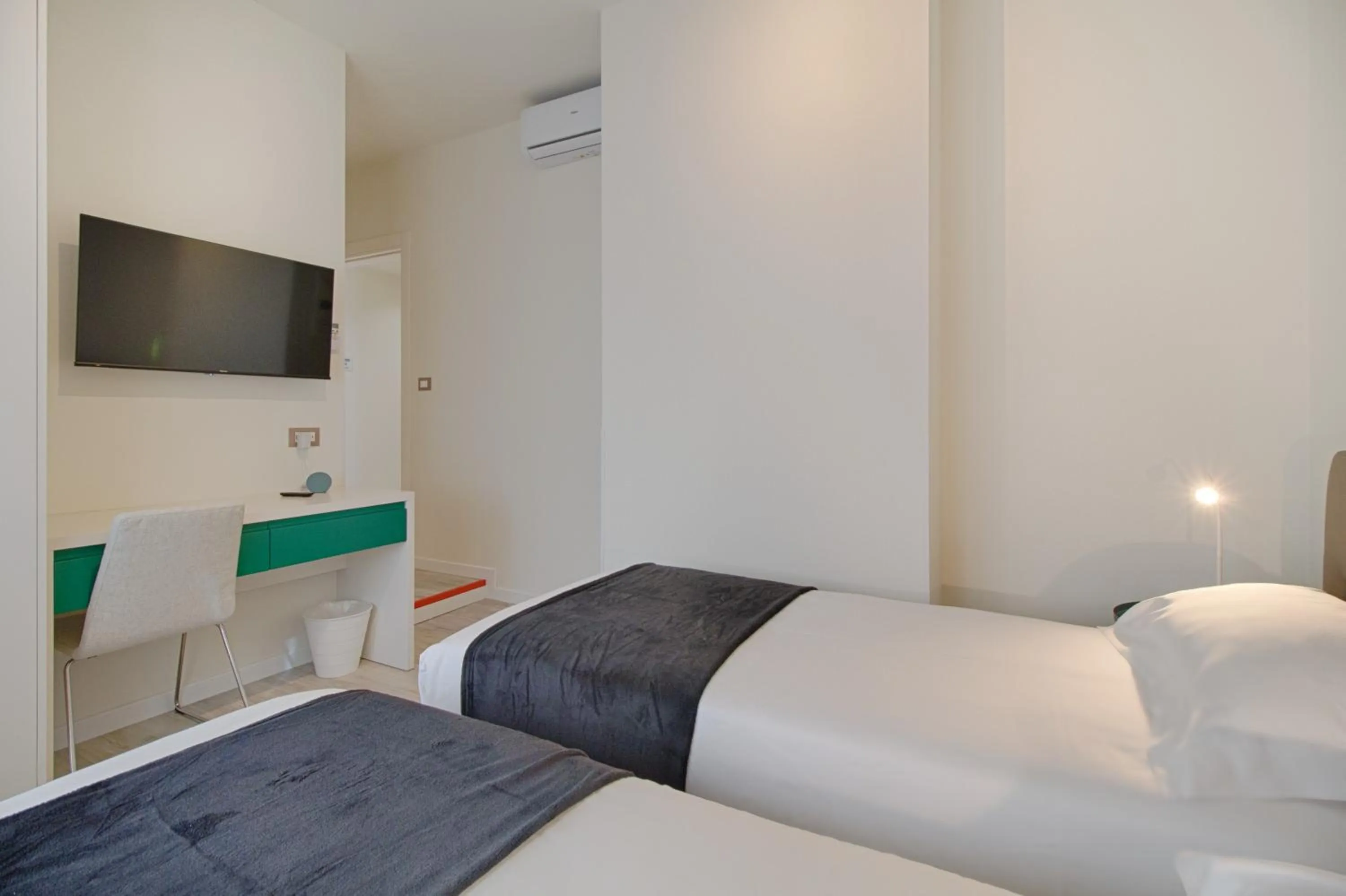 Bedroom, Bed in The Rooms Serviced Apartments Tirana