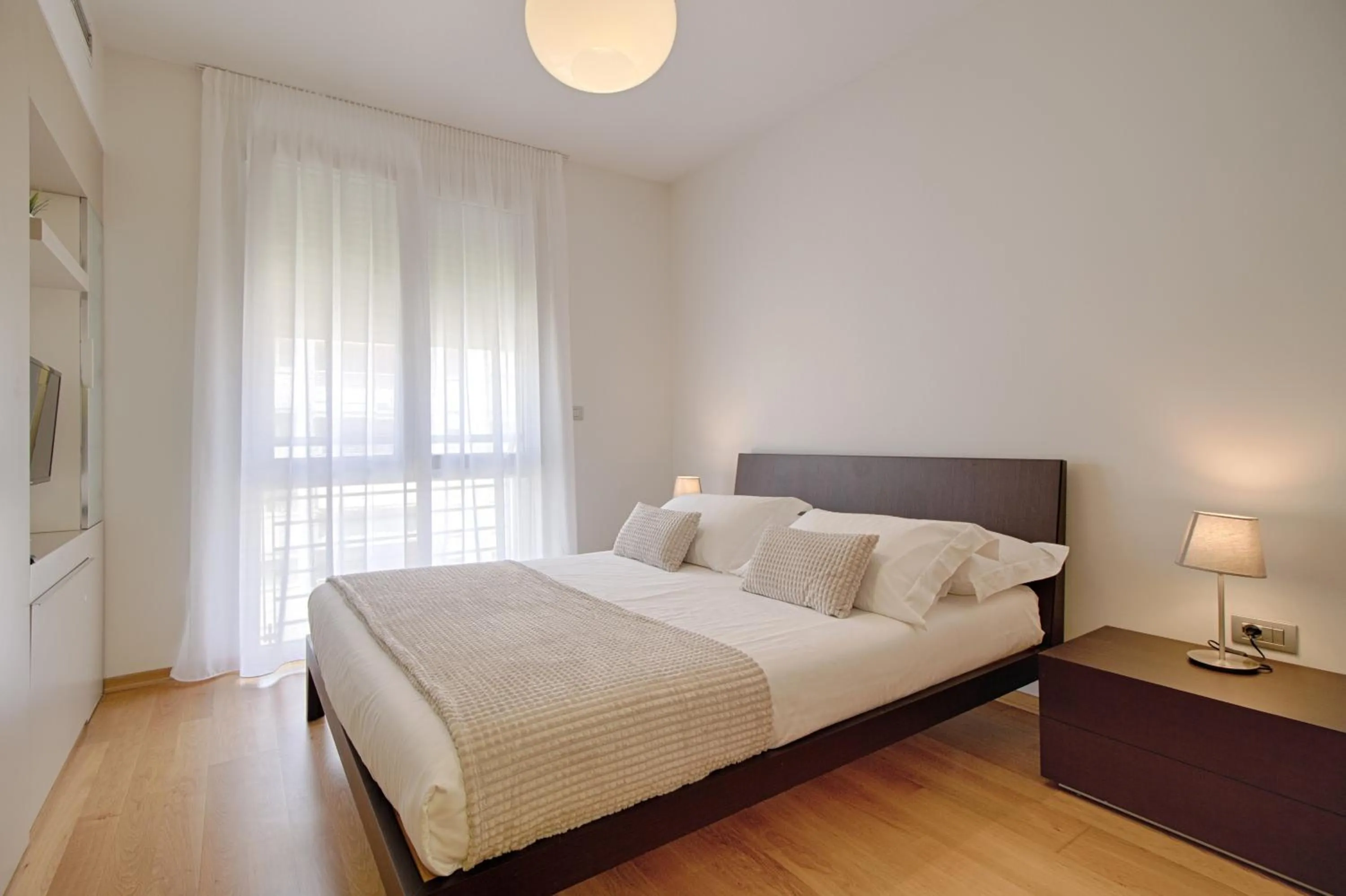 View (from property/room), Bed in The Rooms Serviced Apartments Tirana