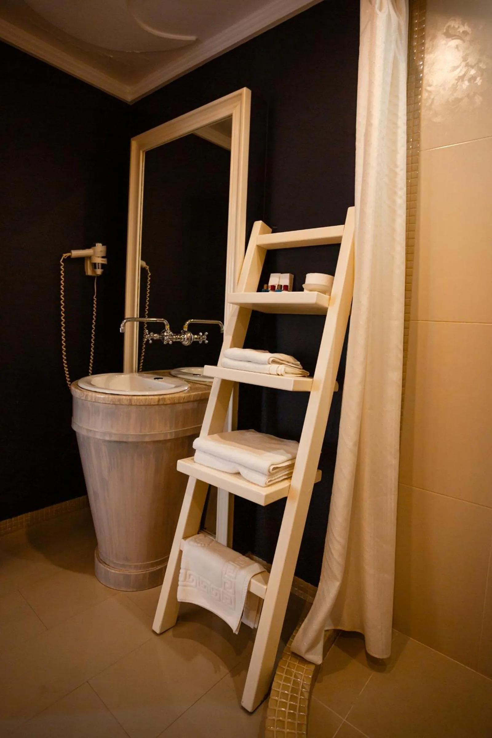 Bathroom in Piazza Boutique Hotel