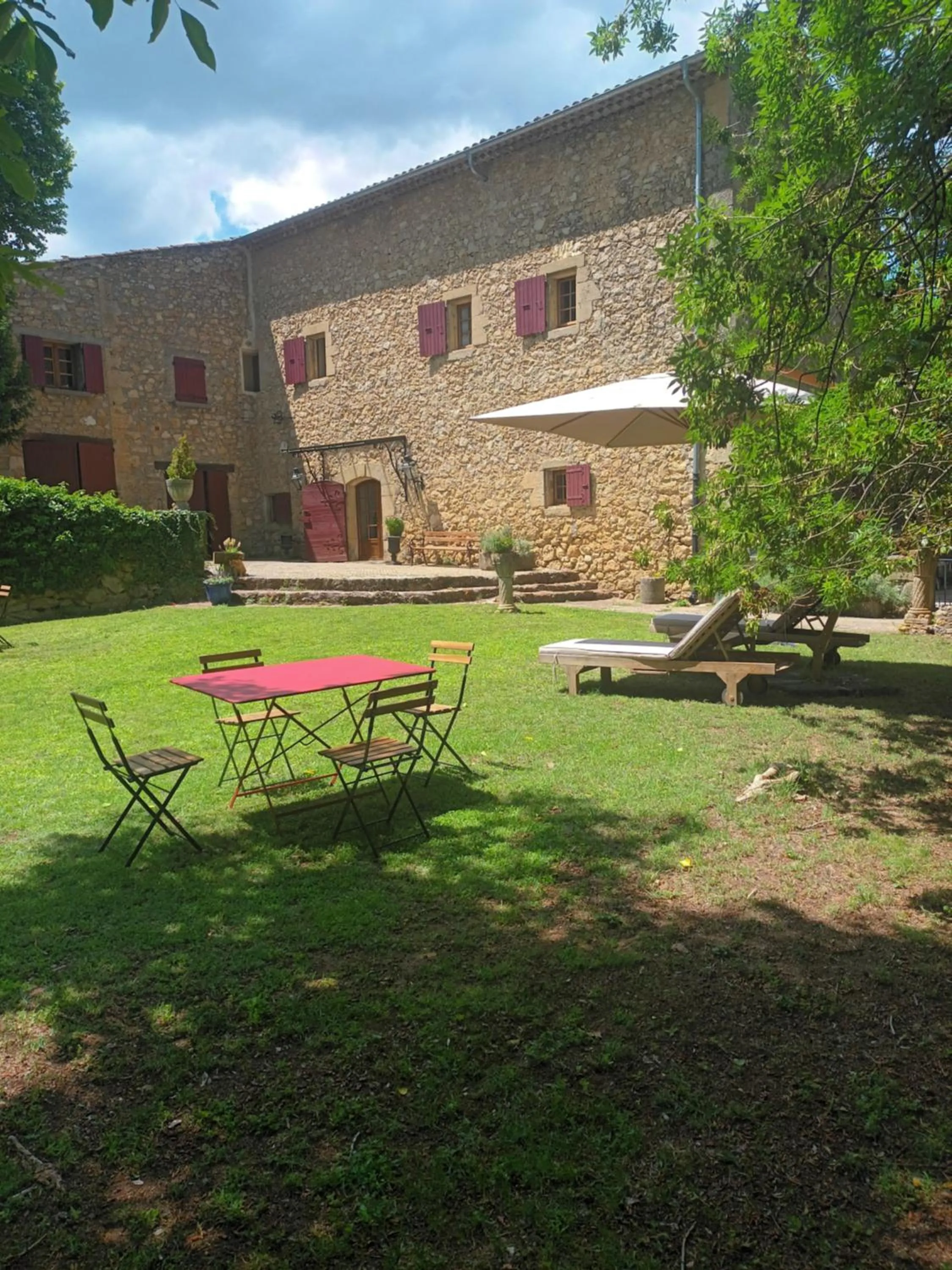 Natural landscape in Le Vieux Moulin de Jouques