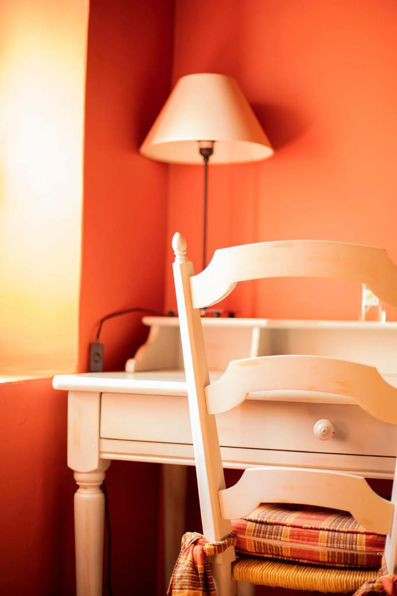 Bed in Le Vieux Moulin de Jouques