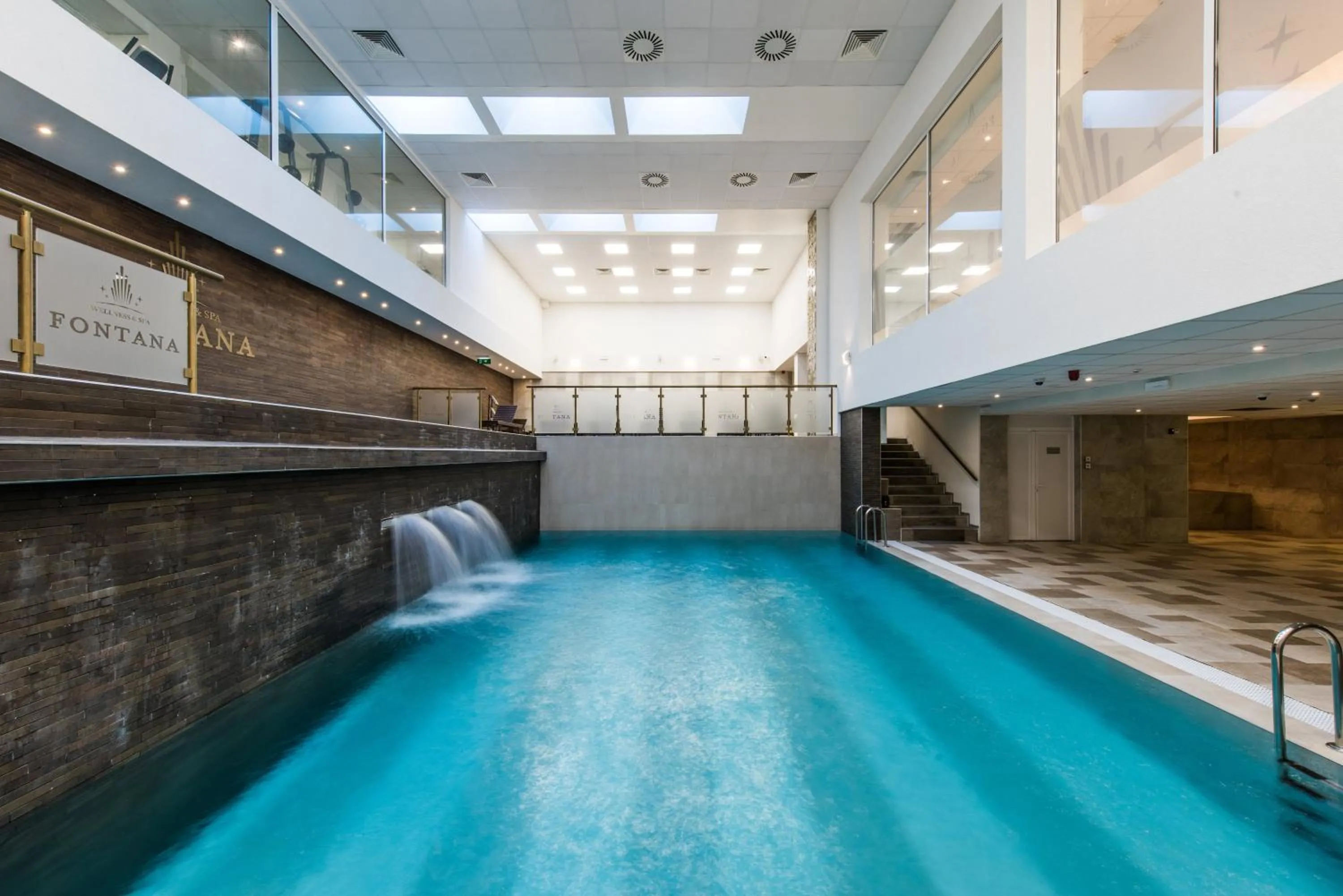 Swimming pool in Hotel Fontana Vrnjačka Banja