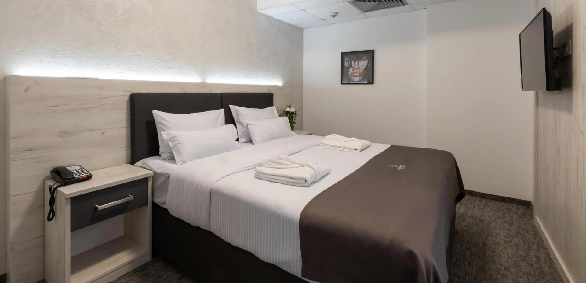 Bed in Hotel Fontana Vrnjačka Banja