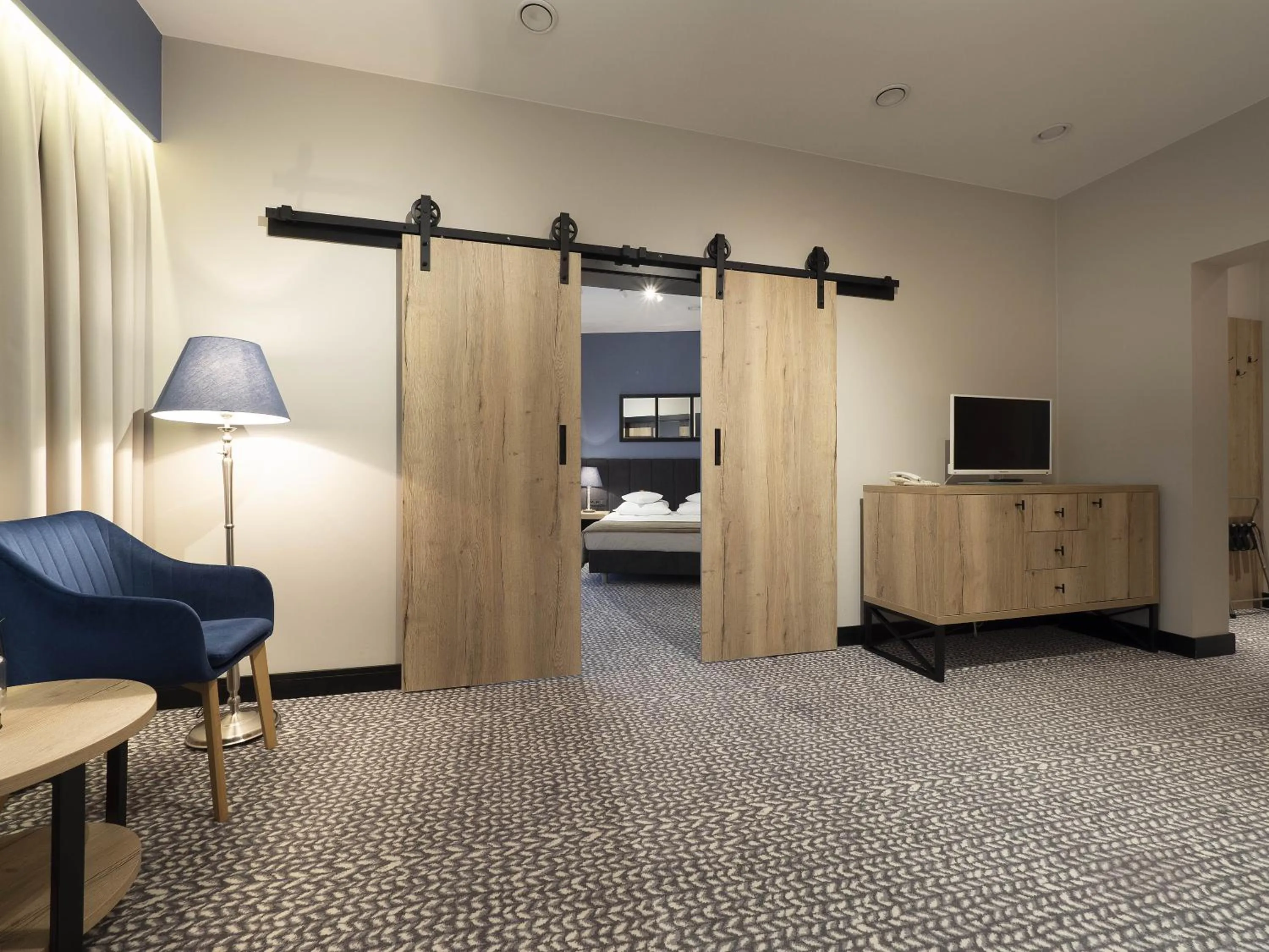 TV and multimedia, Bed in Hotel Wojciech