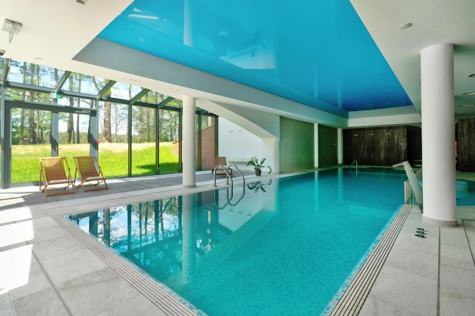 Swimming pool in Hotel Wojciech