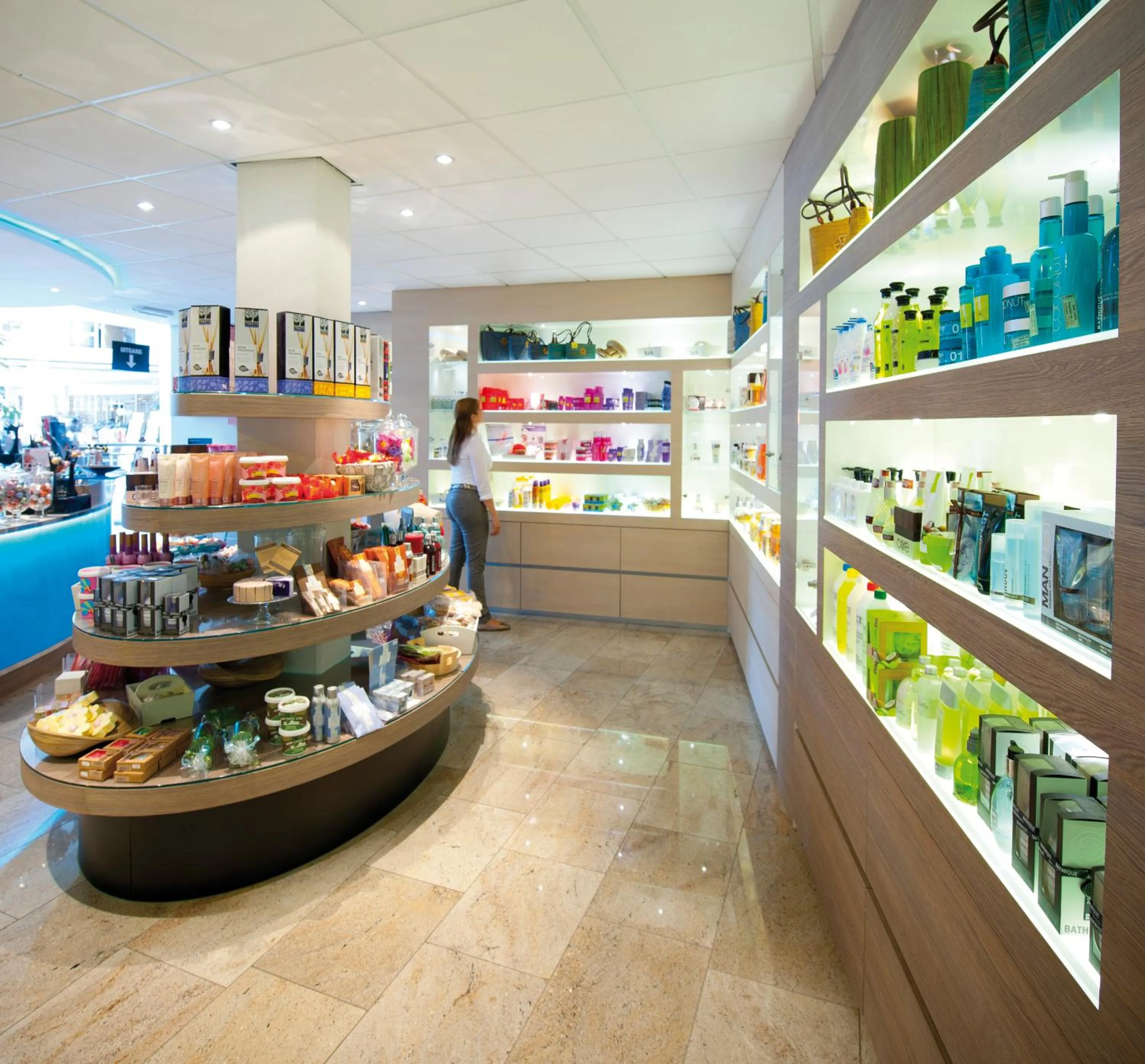 On-site shops in Sanadome Hotel & Spa Nijmegen