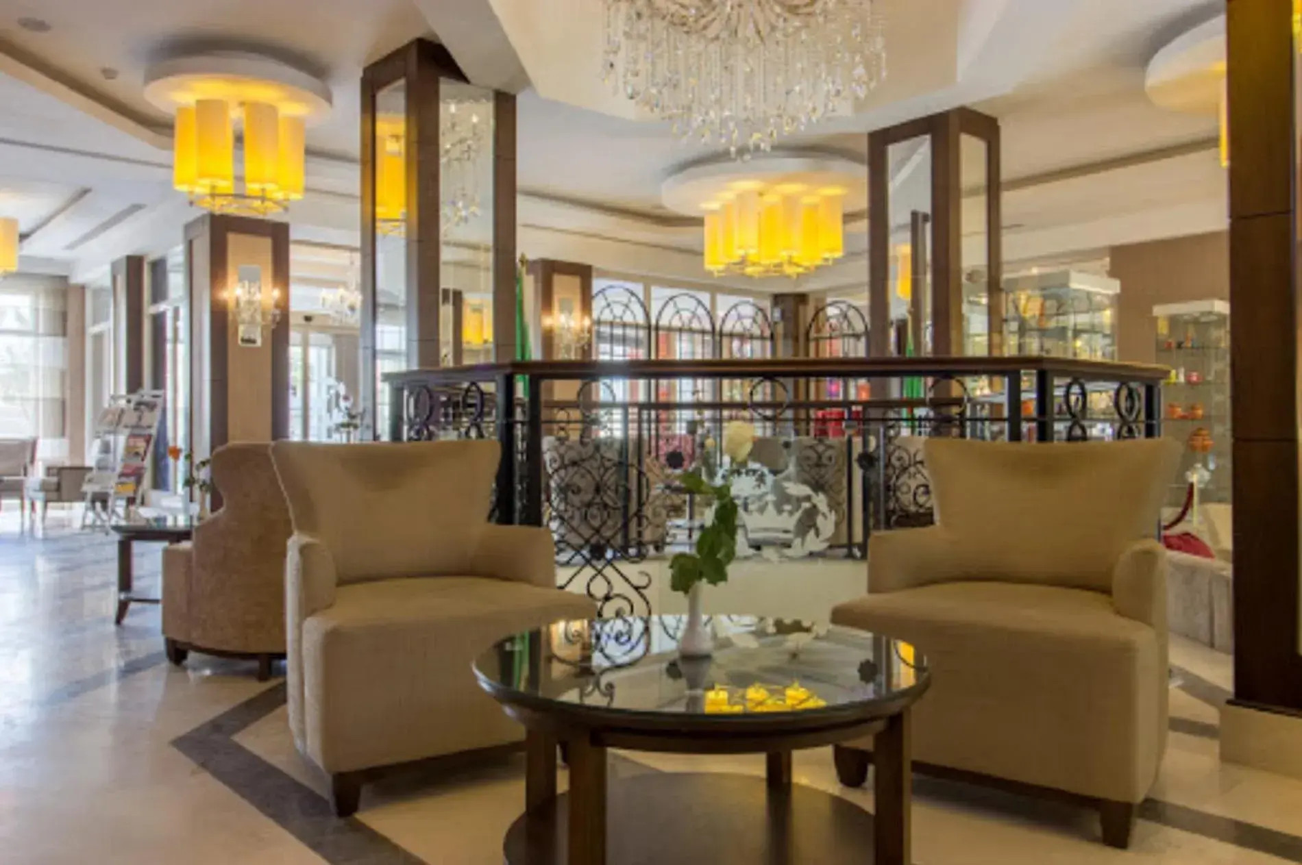 TADJ EL MAOUADA TADJ EL MAOUADA