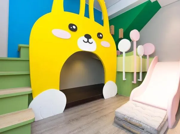 Decorative detail, Bed in Night Home