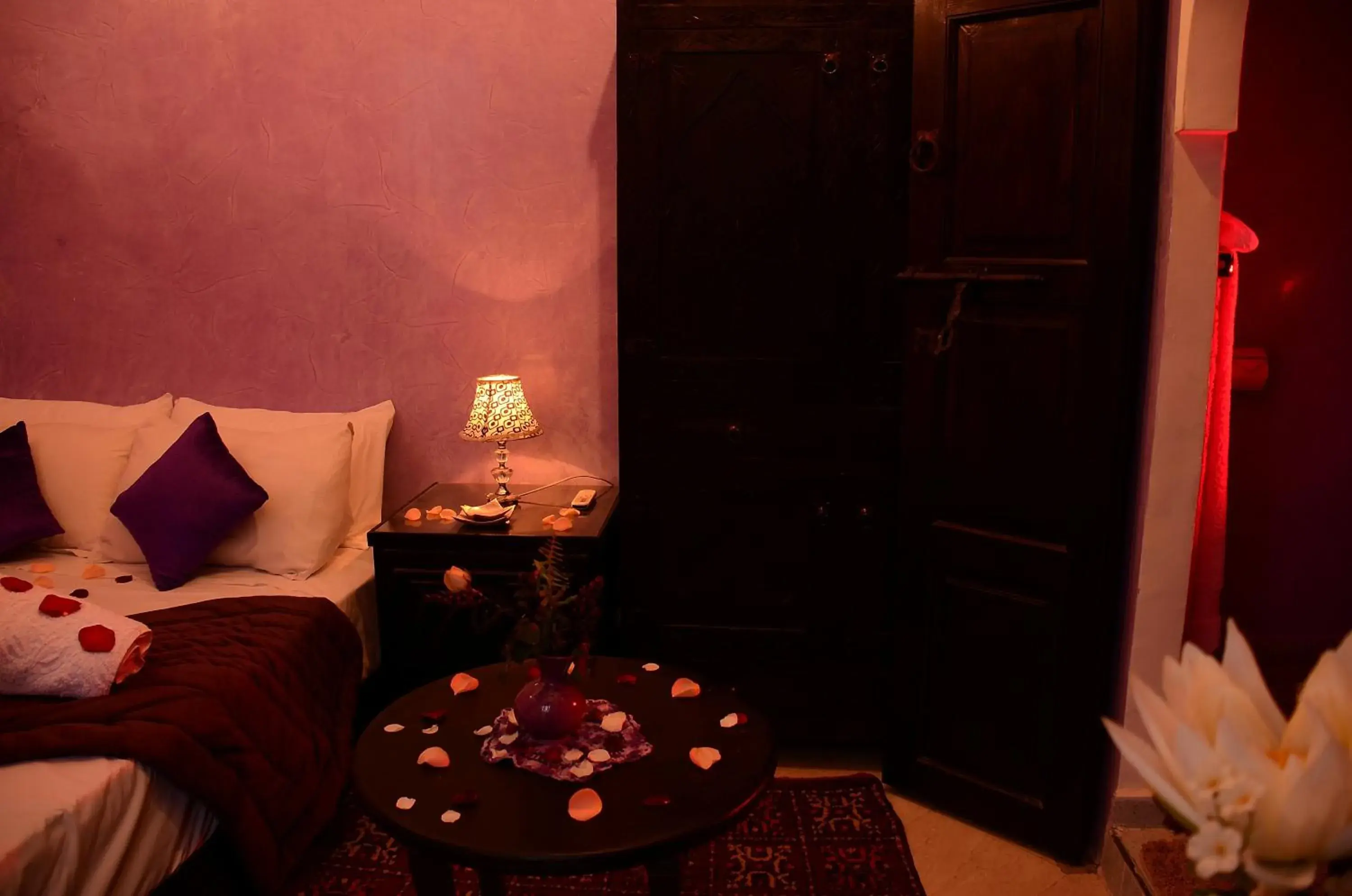 Standard Double Room - single occupancy in Dar LEULEU Standard Double Room - single occupancy in Dar LEULEU