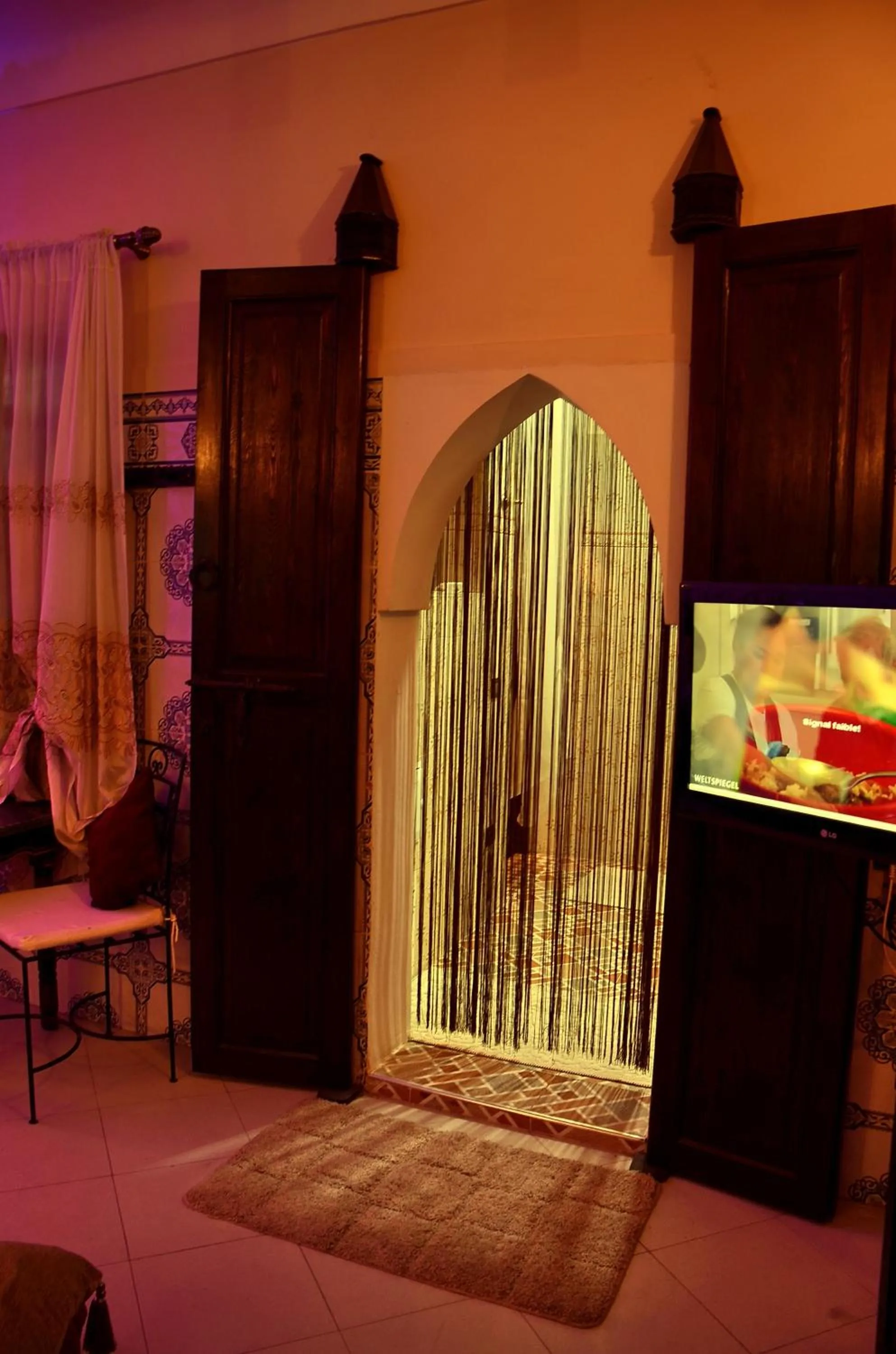 TV and multimedia in Dar LEULEU