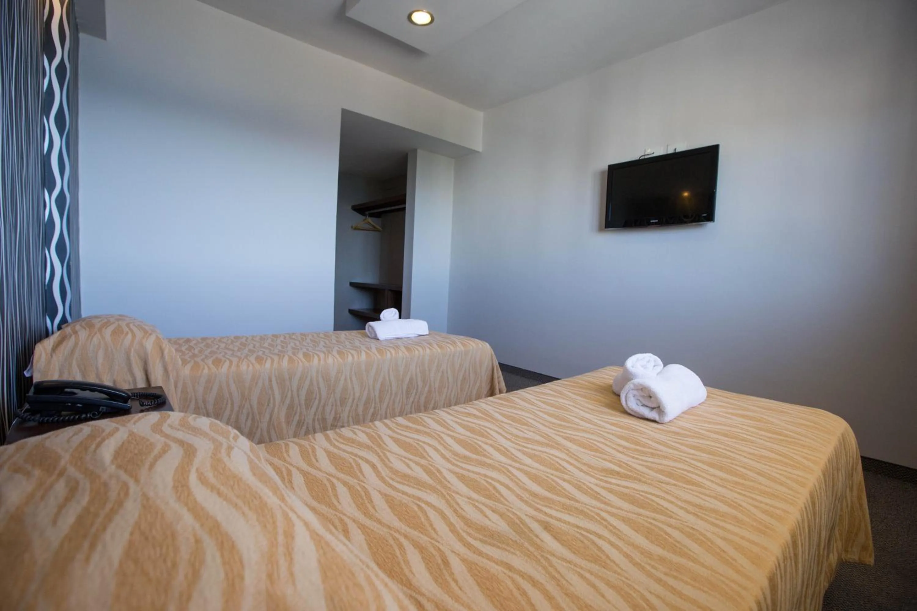 Photo of the whole room in Hotel Sol Bariloche