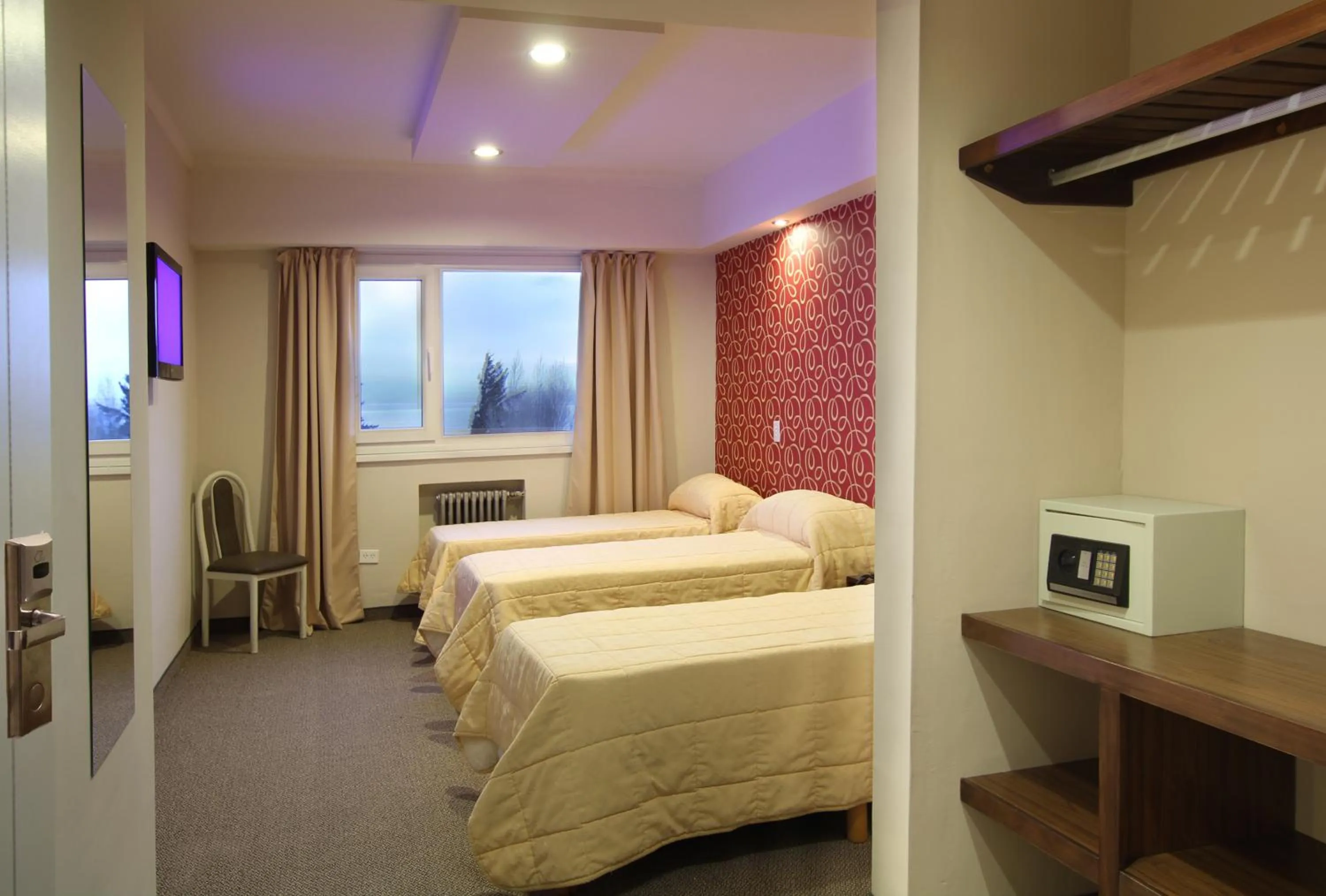 Photo of the whole room in Hotel Sol Bariloche