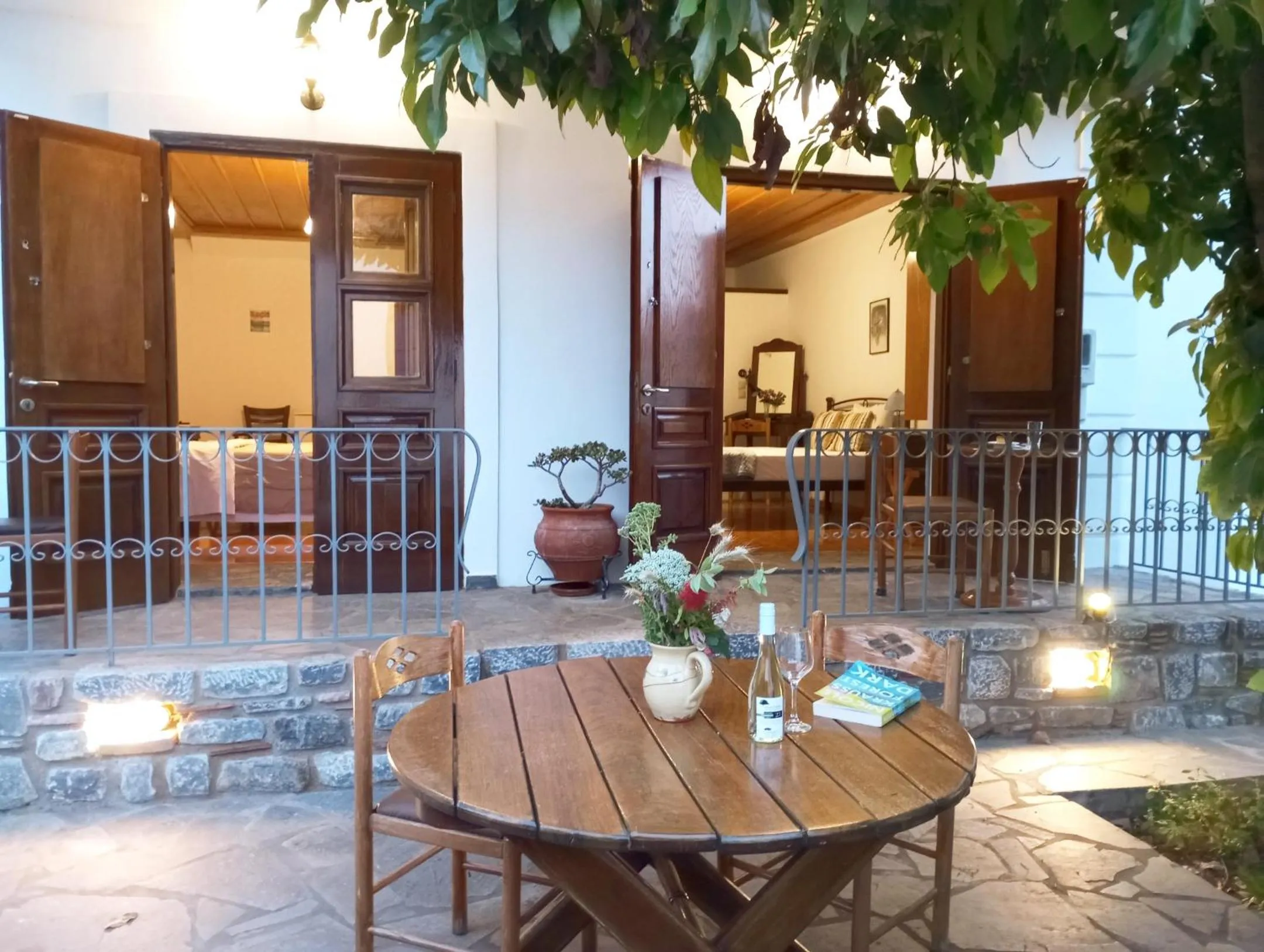 Day in Hotel PARALIAKO Kyparissi