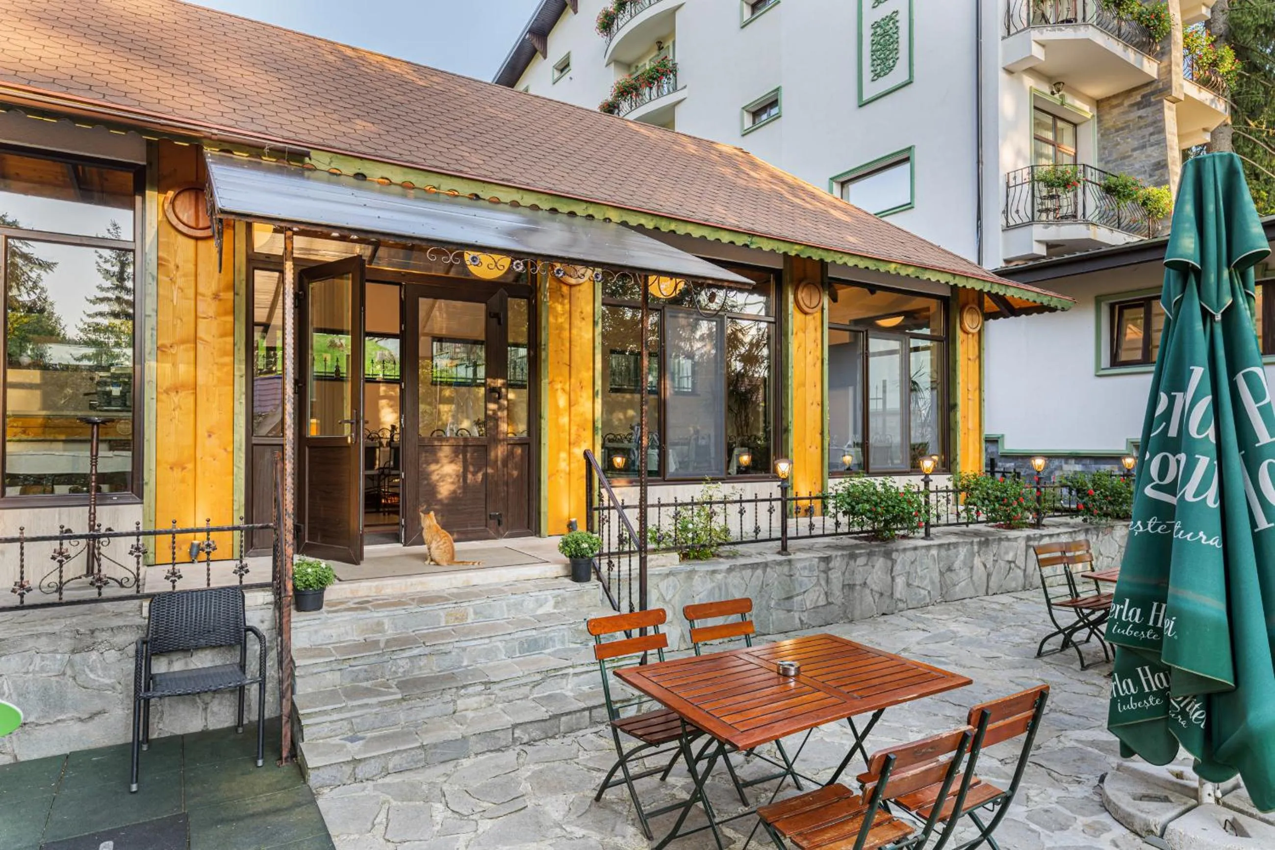 Property building in Pensiunea Hilltop