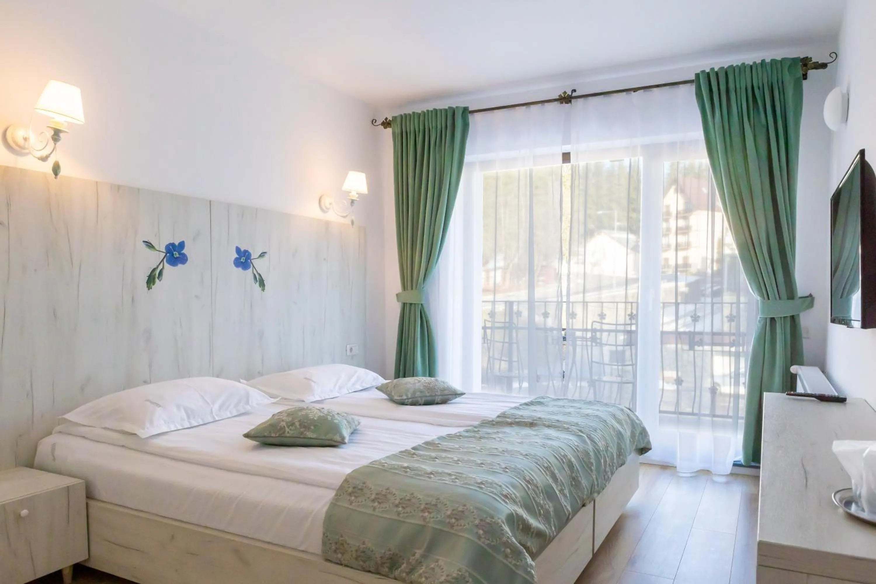 Bed in Pensiunea Hilltop