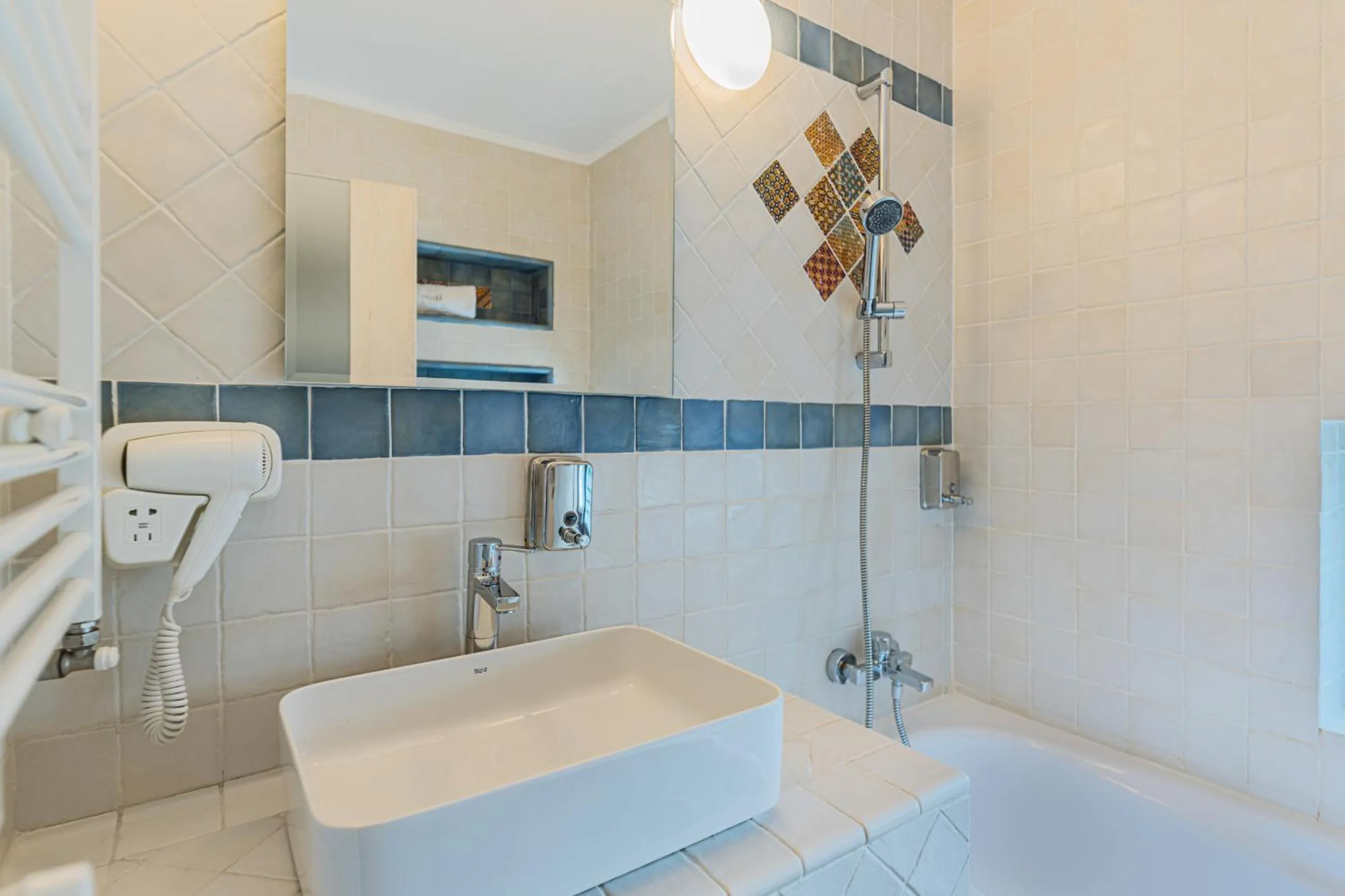 Bathroom in Pensiunea Hilltop