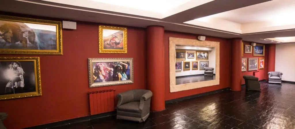 Lobby or reception in HOTEL BARILOCHE CITY