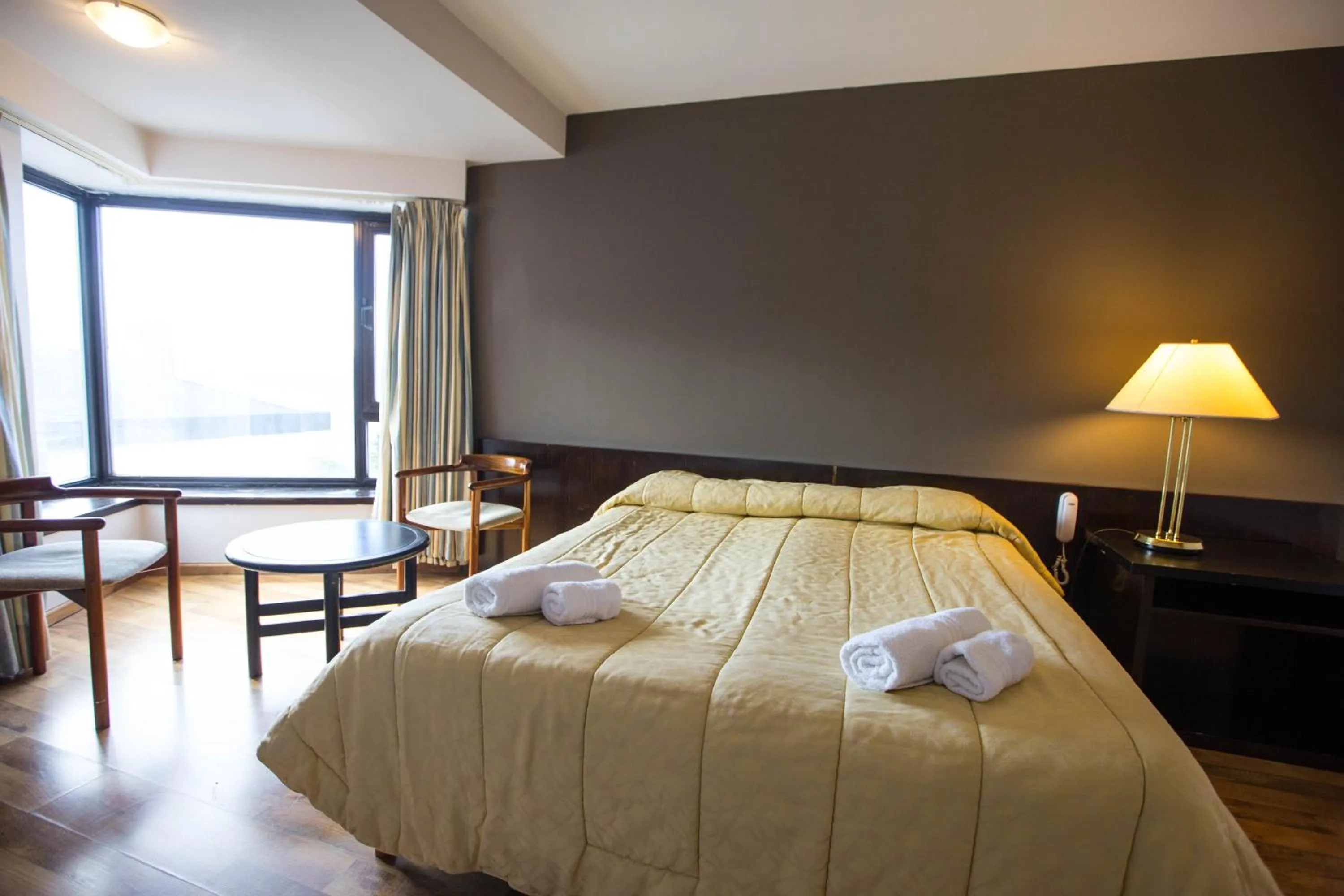 Photo of the whole room in HOTEL BARILOCHE CITY