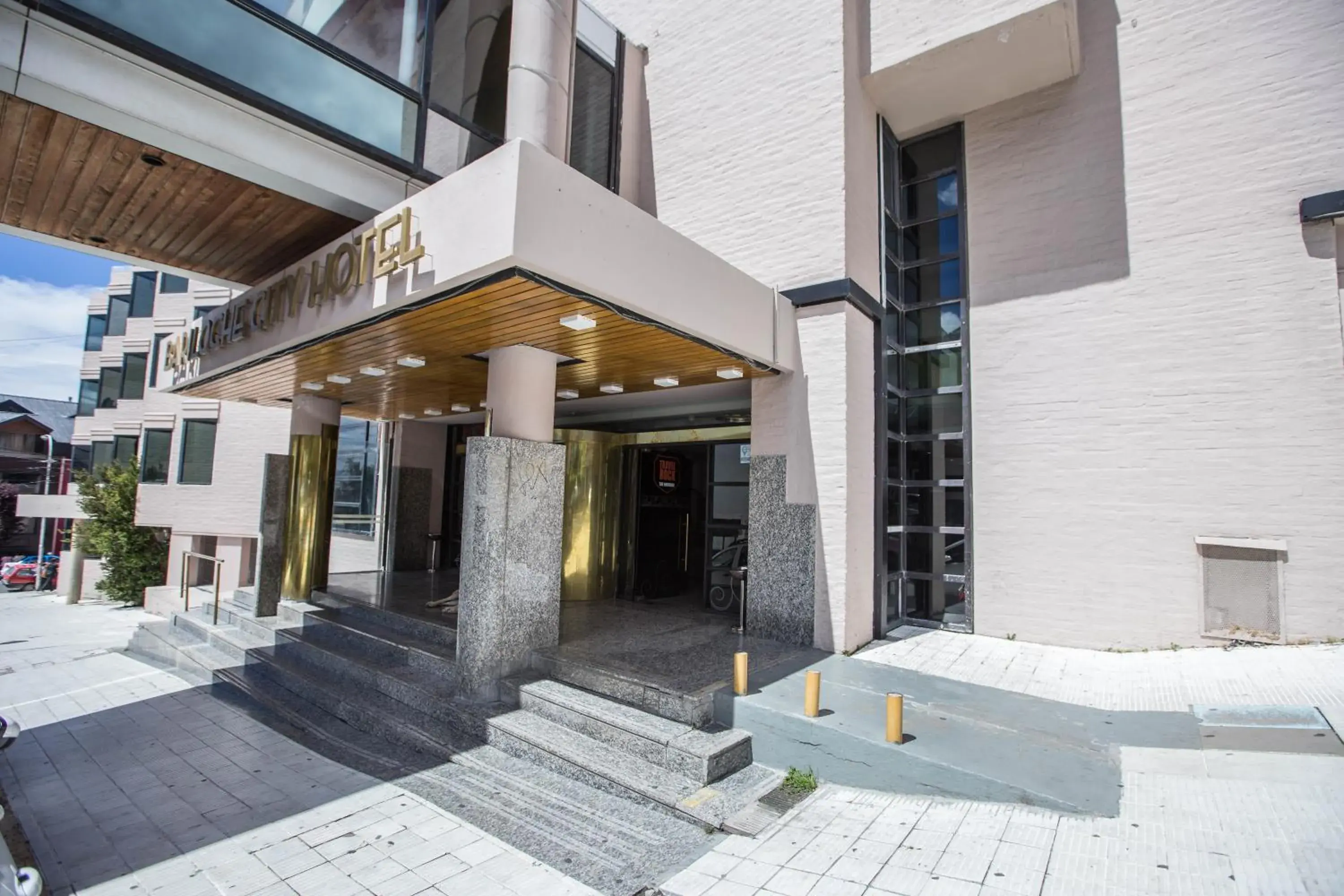 HOTEL BARILOCHE CITY HOTEL BARILOCHE CITY