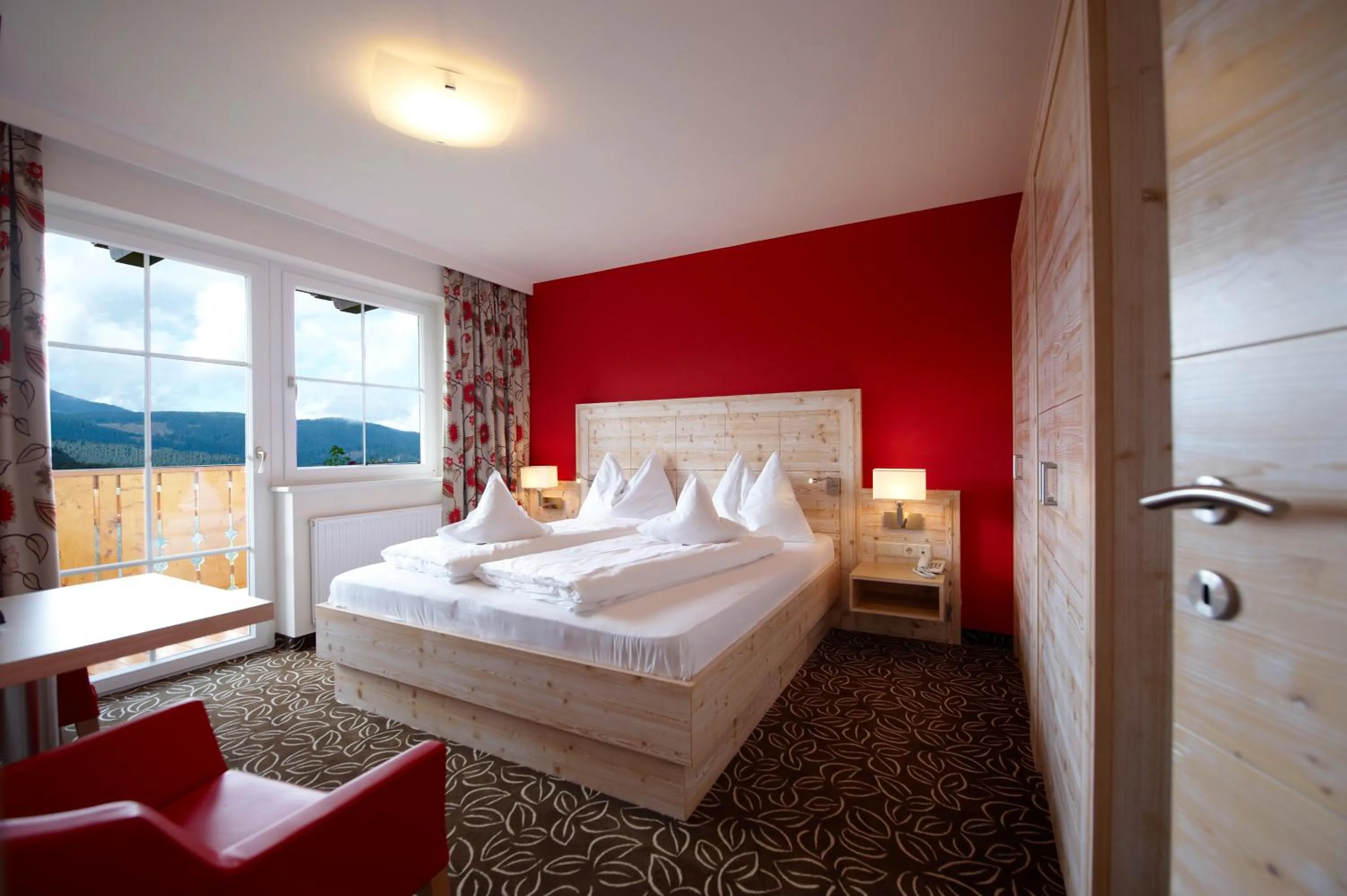 Photo of the whole room, Bed in Familienhotel Maria