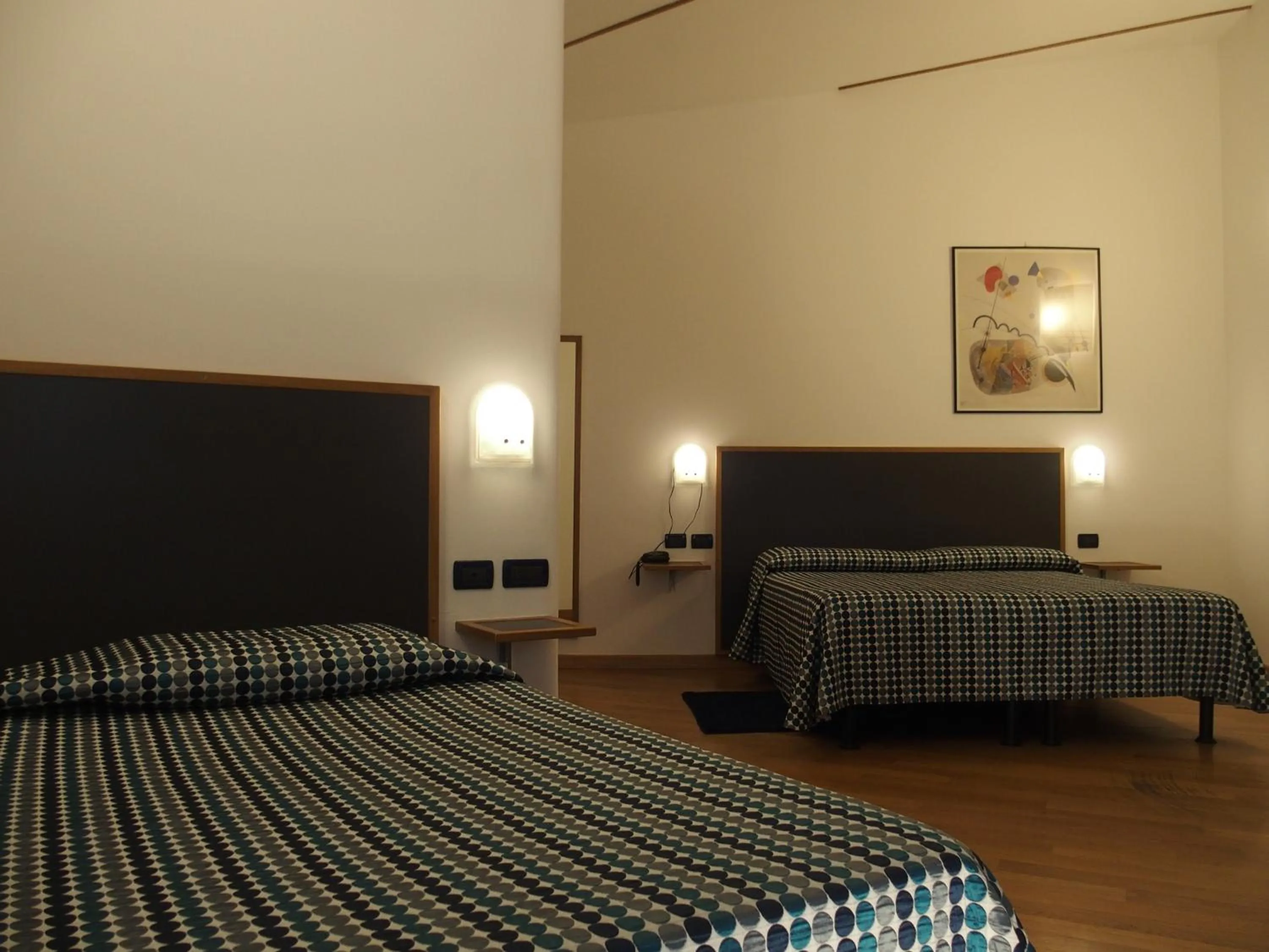 Photo of the whole room, Bed in Hotel Eden