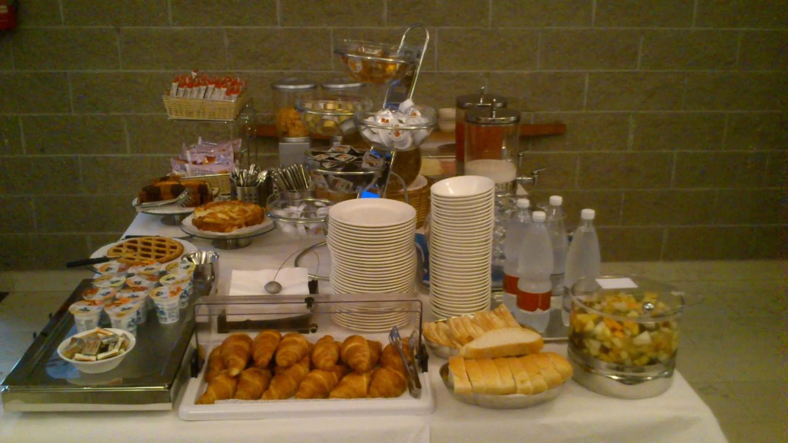 Buffet breakfast in Hotel Eden