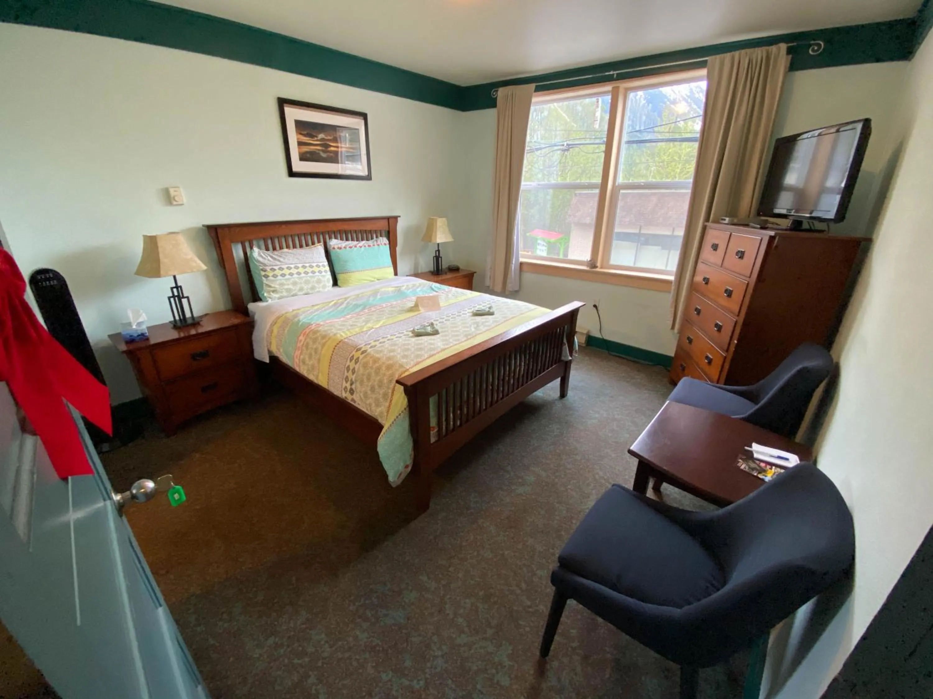 Photo of the whole room, Bed in Historic Hotel Bayview