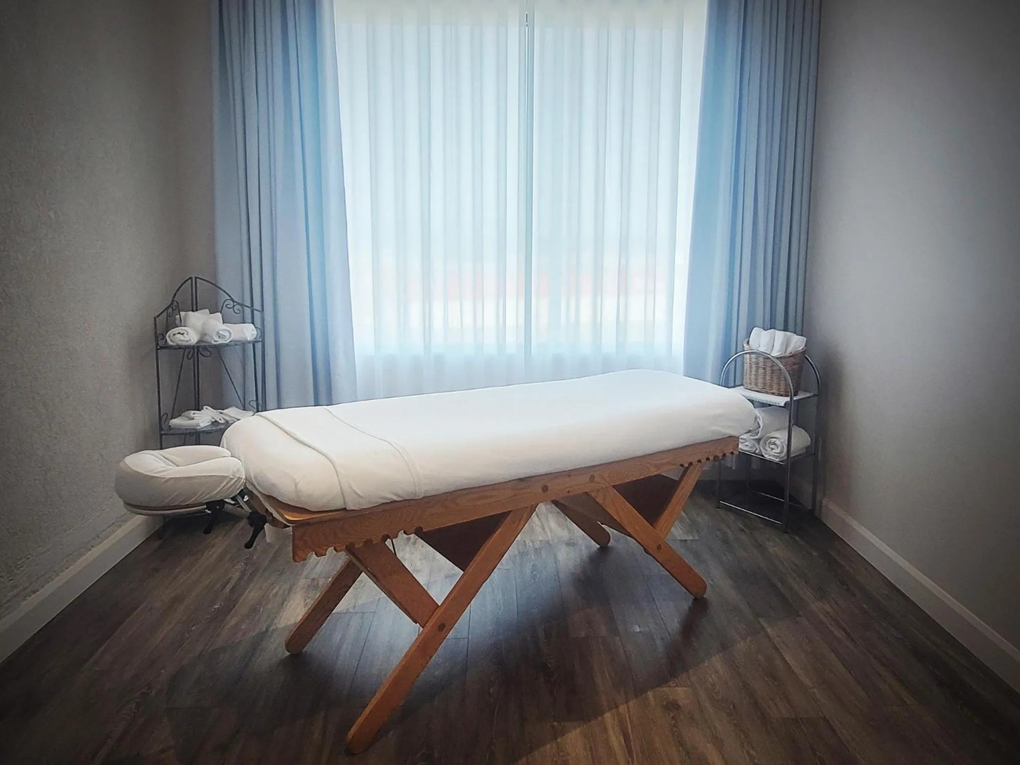 Spa and wellness centre/facilities in Hôtel Castel