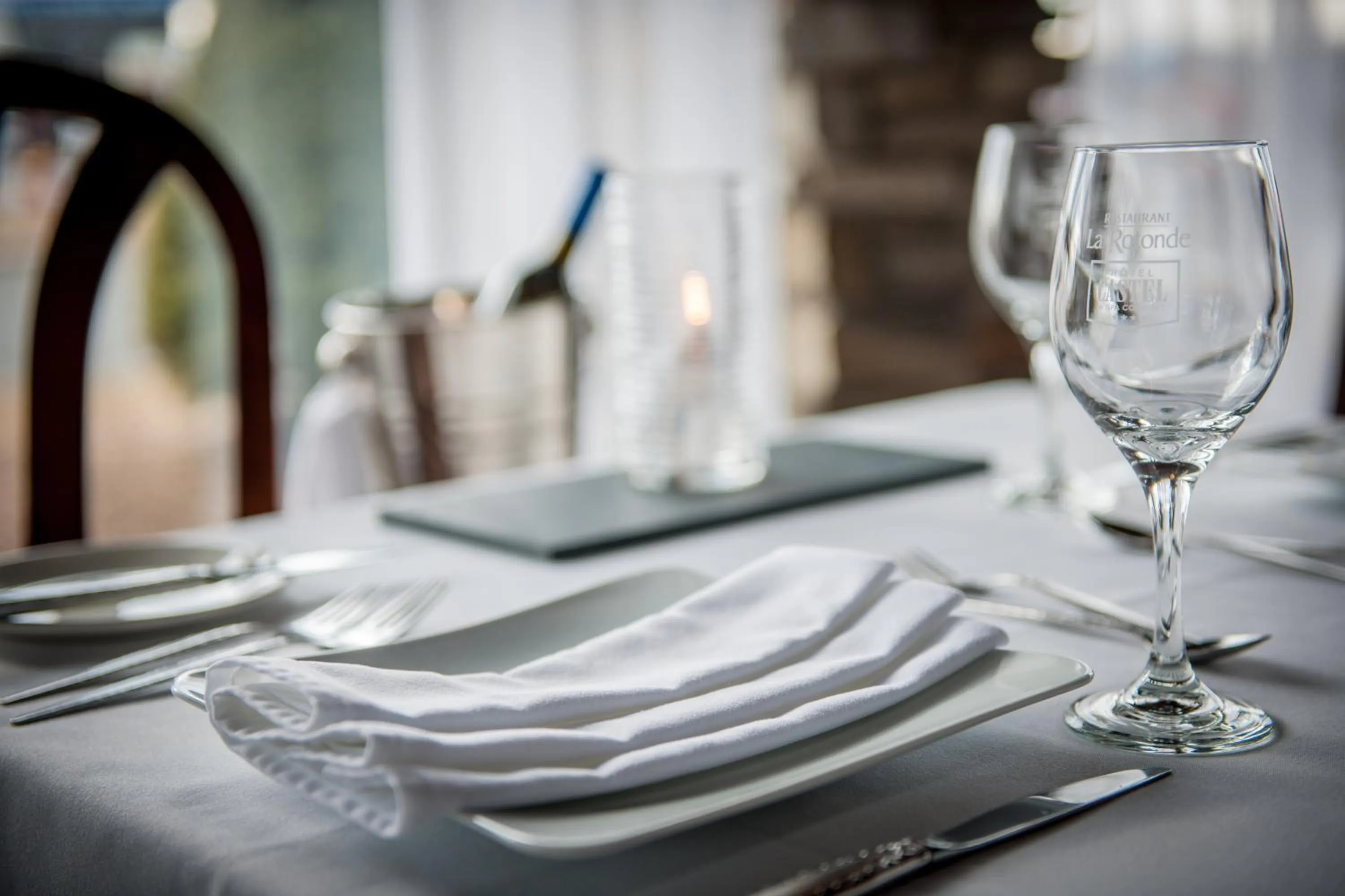 Restaurant/places to eat in Hôtel Castel