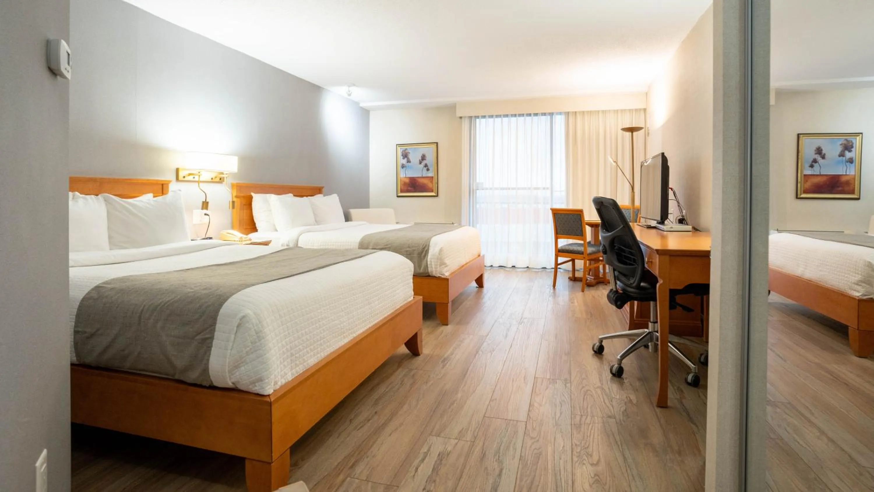 Bed in Hôtel Castel