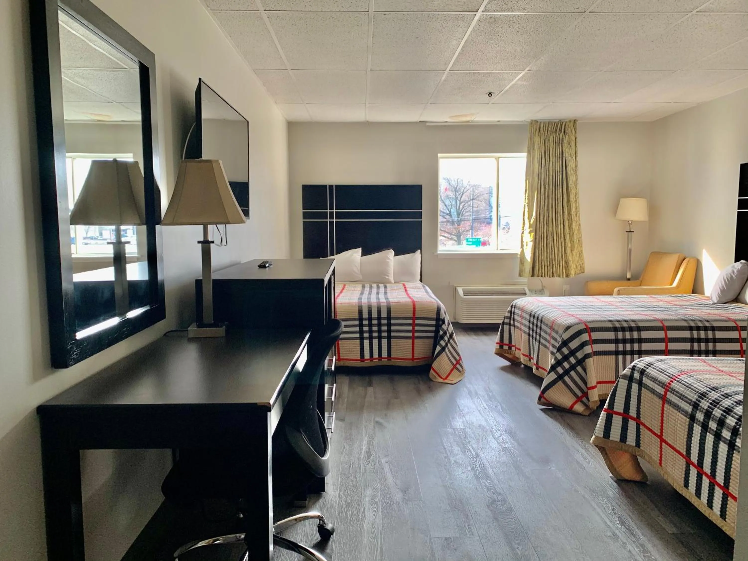 Bed in Tappan Zee Hotel